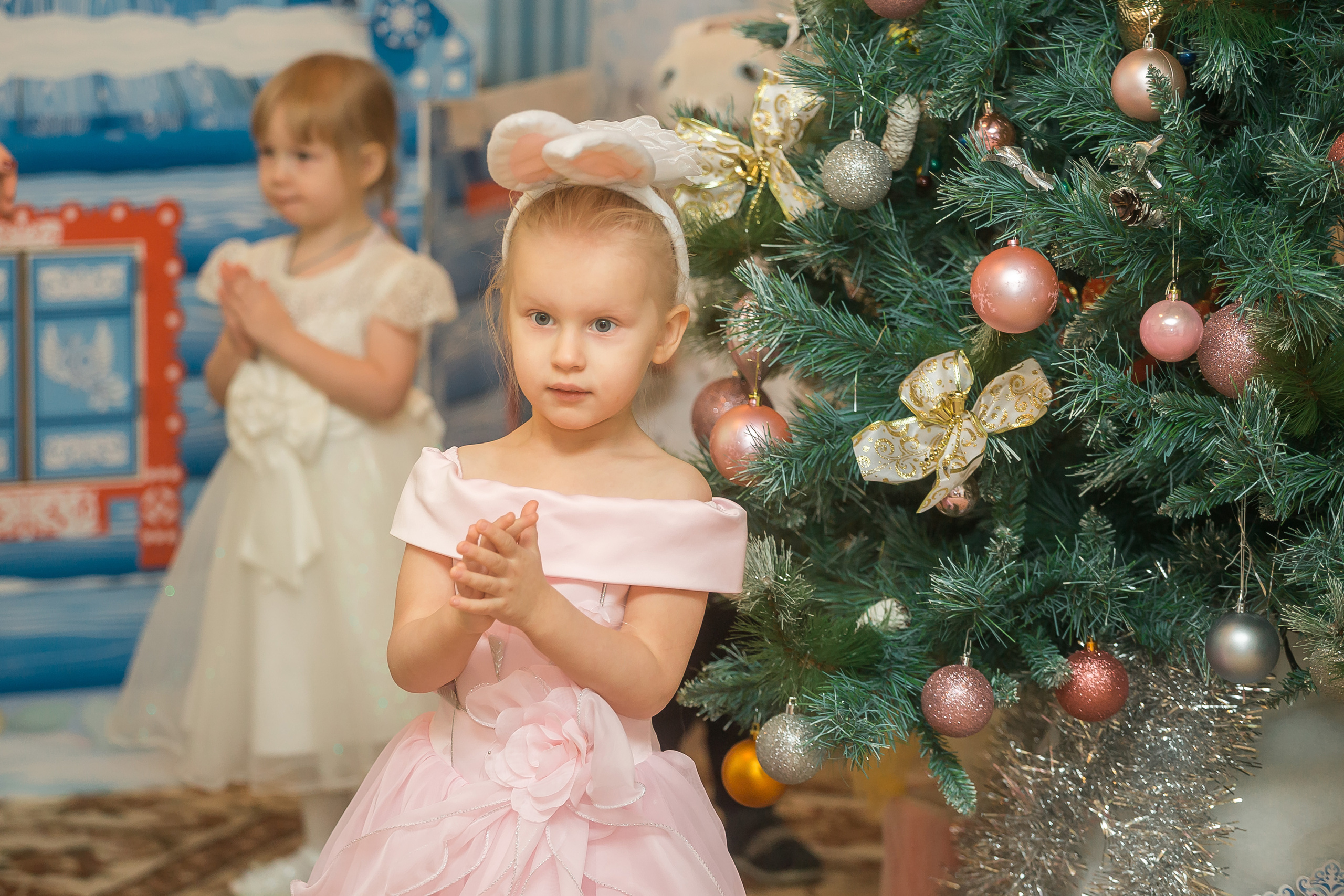 Новогодний утренник в младшей группе. Фотографиня Мария Дикова