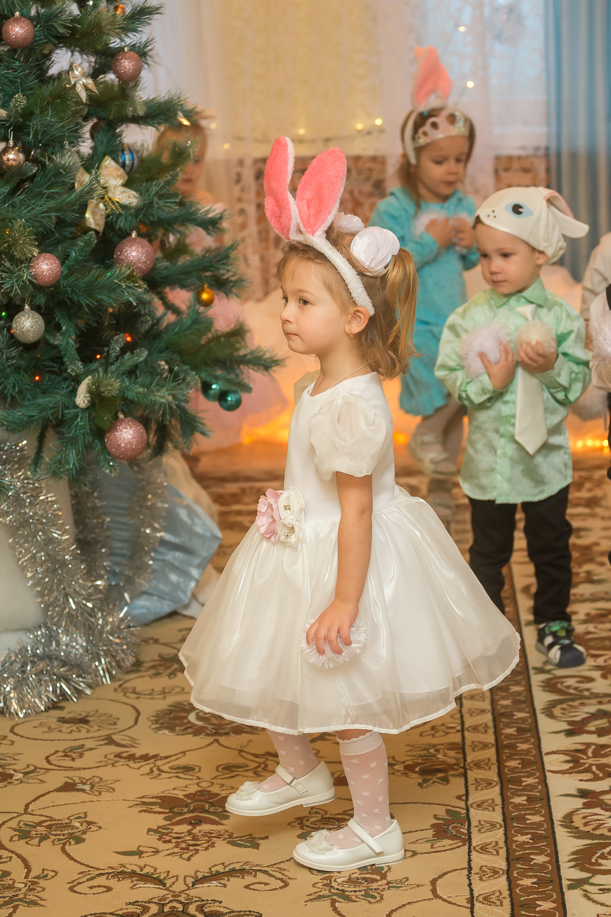 Новогодний утренник в младшей группе. Фотографиня Мария Дикова