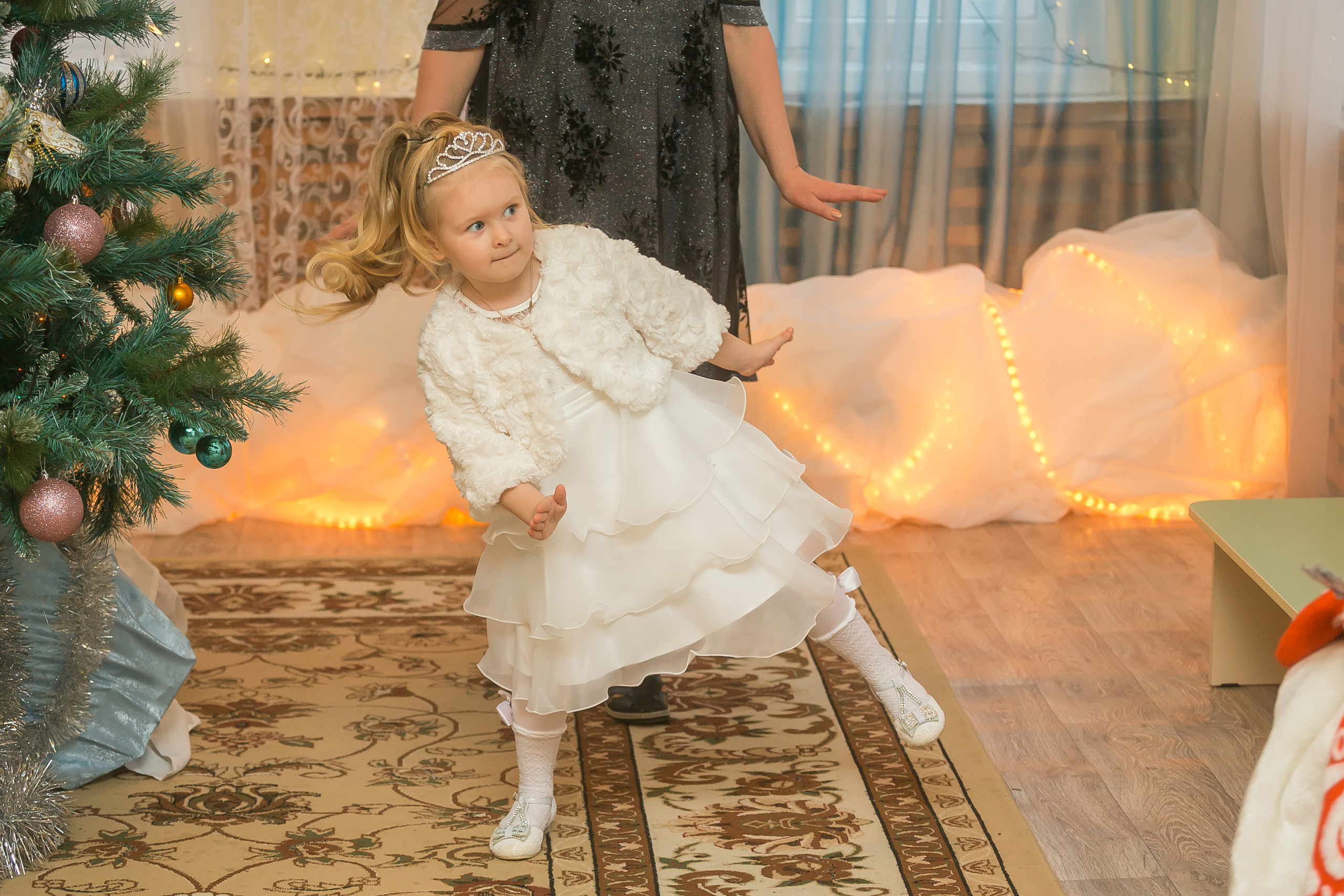 Новогодний утренник в младшей группе. Фотографиня Мария Дикова