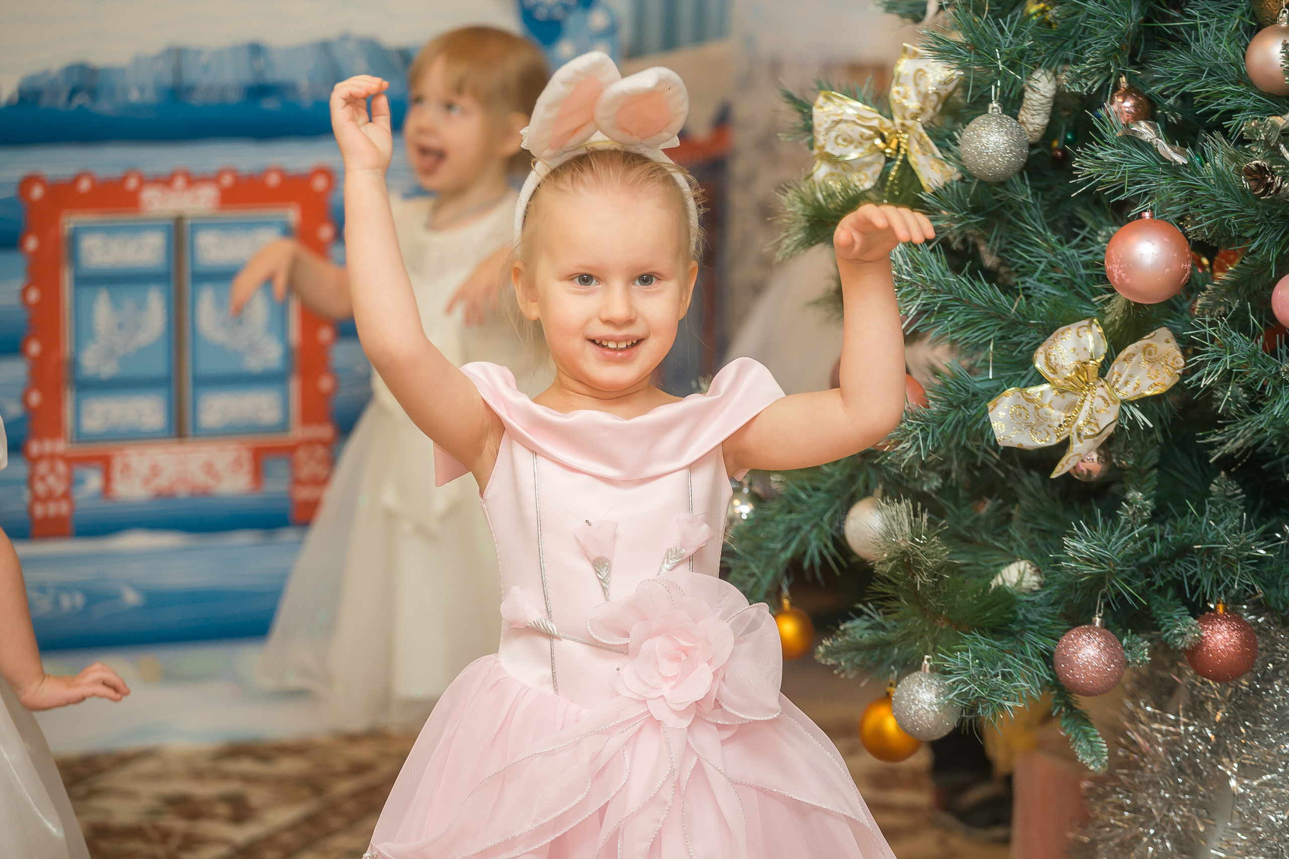 Новогодний утренник в младшей группе. Фотографиня Мария Дикова