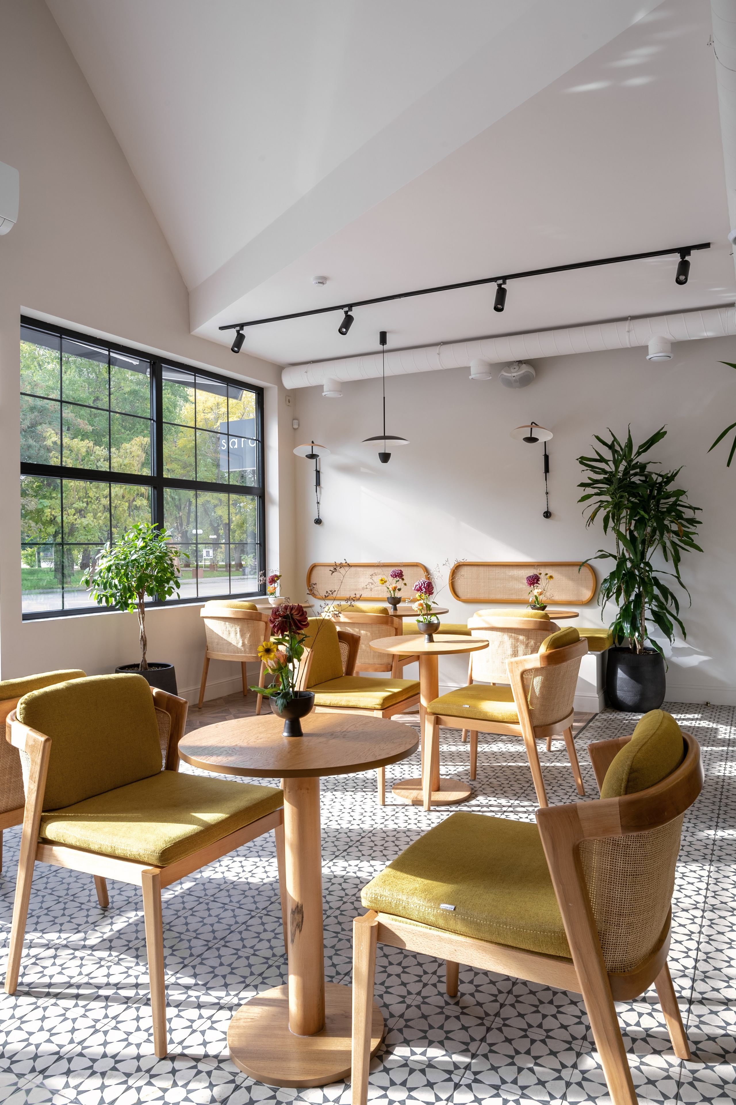 Кафе Sara Астрахань. Интерьерный, портретный и семейный фотограф в Москве Мария Иринархова