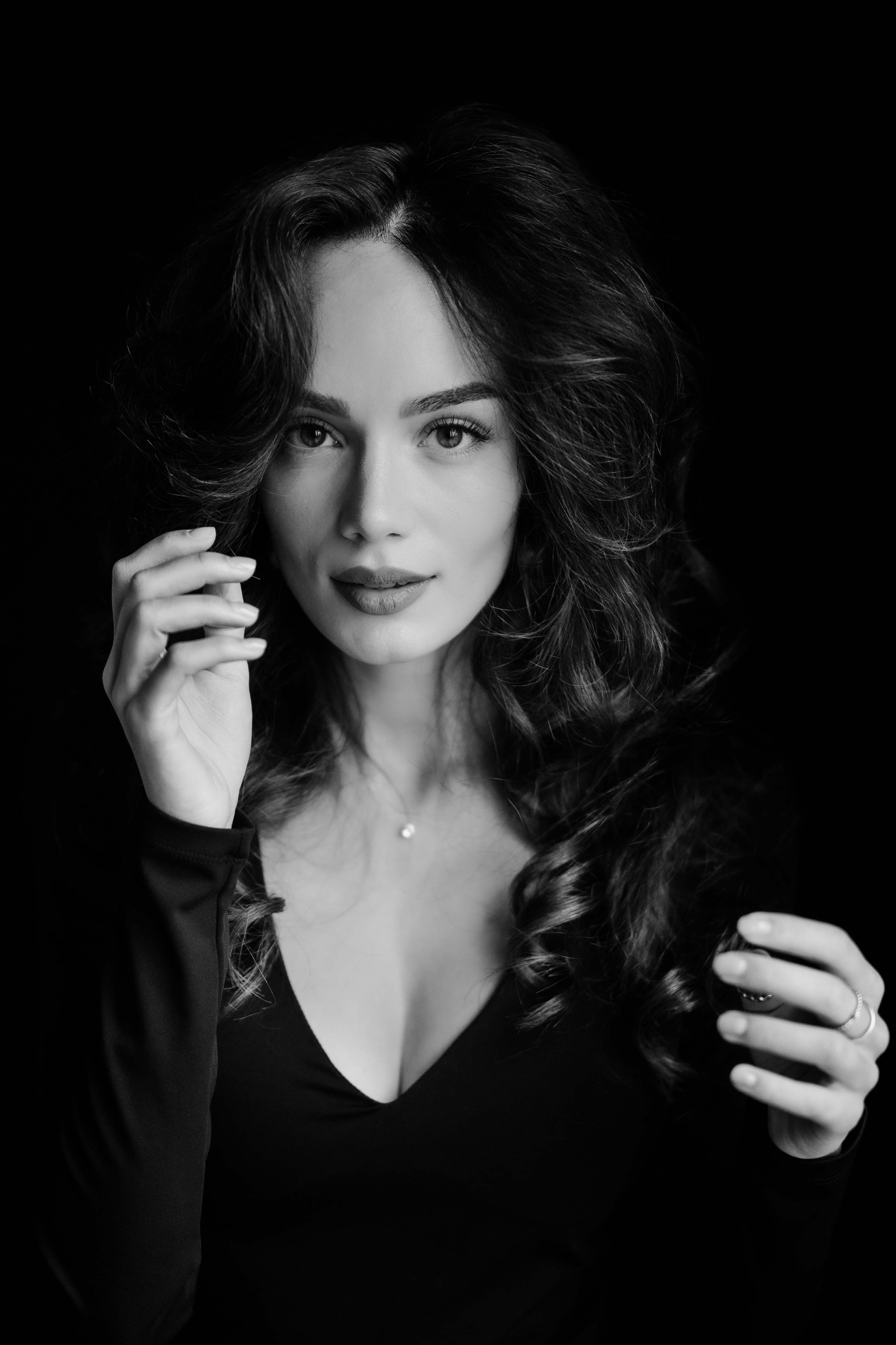 Женское. ЧБ Фотограф Ольга Лесли