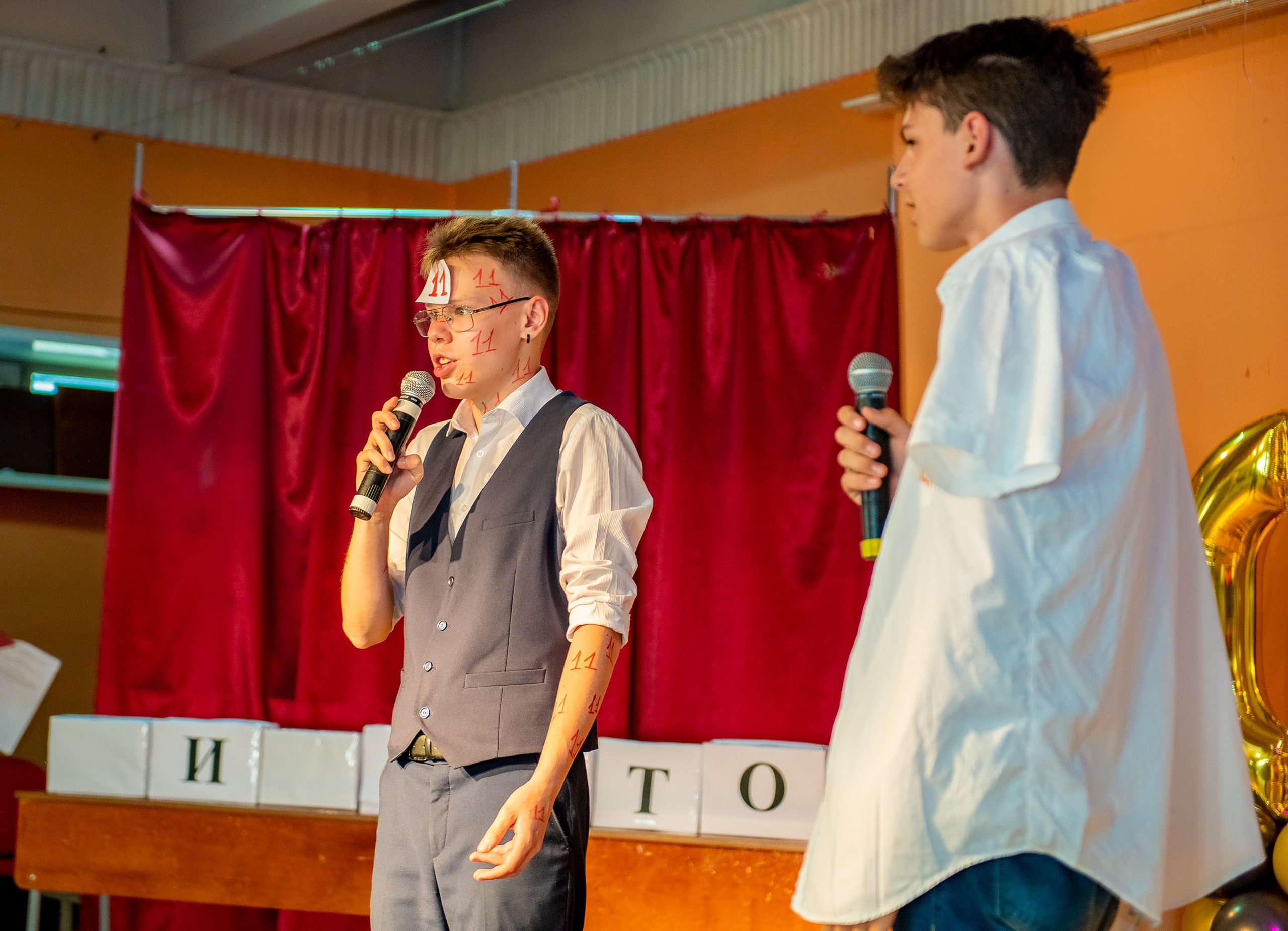 Вручение дипломов. ProfotoNK