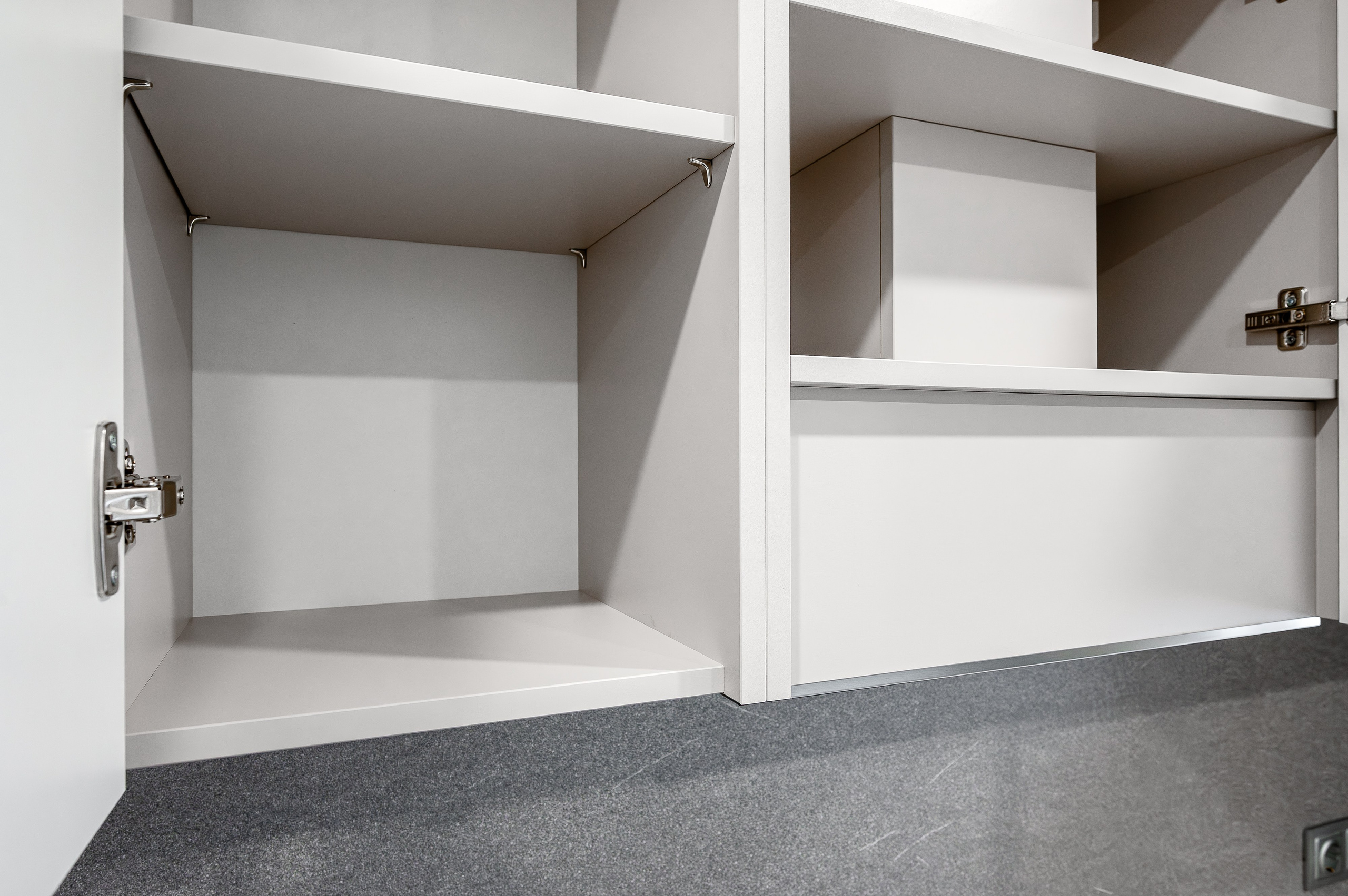 Кухни Savele. Интерьерный фотограф. Фото- видеосъемка недвижимости Санкт-Петербург