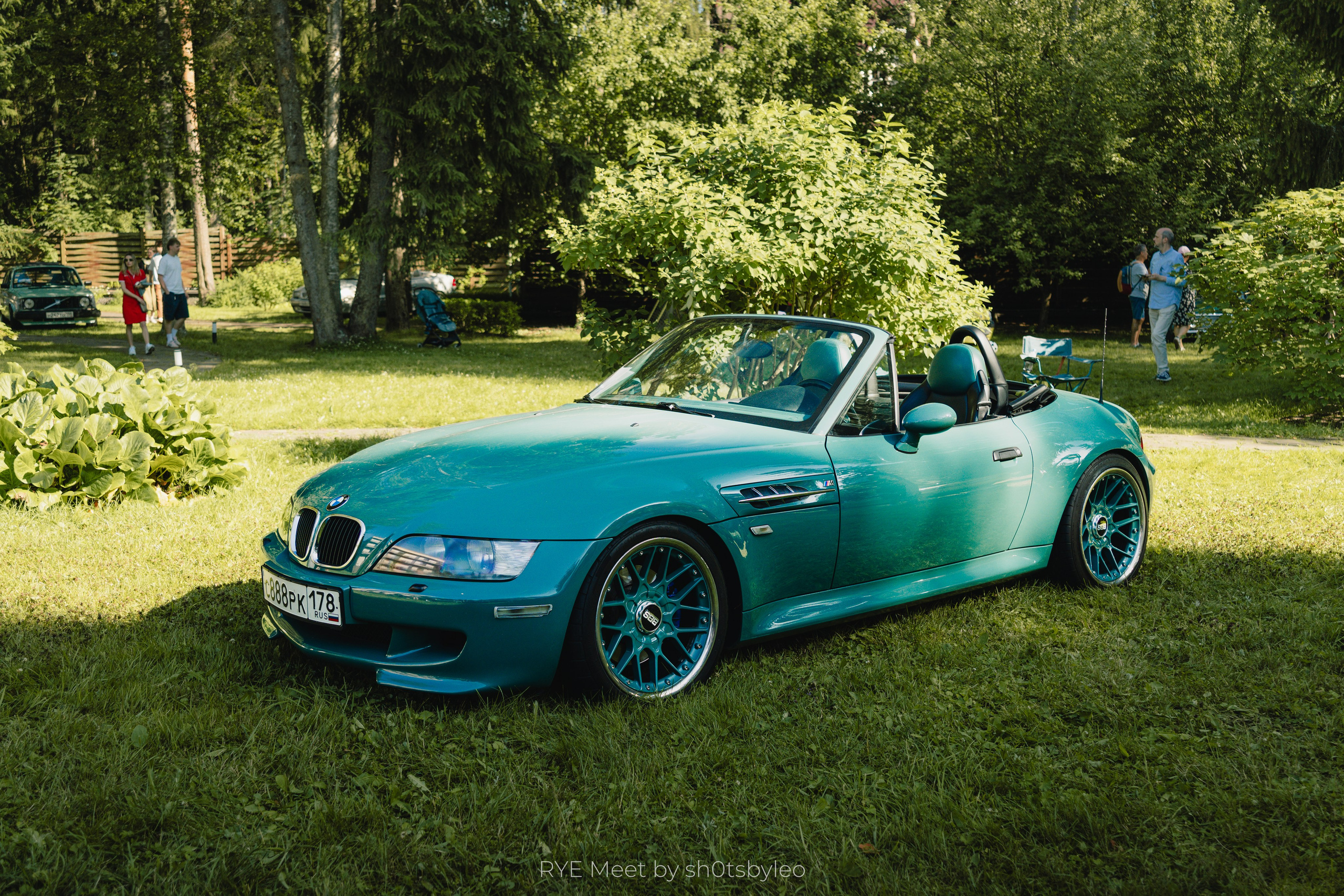 Масштабный летний фестиваль RYE Meet — встреча клуба любителей автомобилей старше 25-лет. Автомобильный фотограф Антон Цырулев