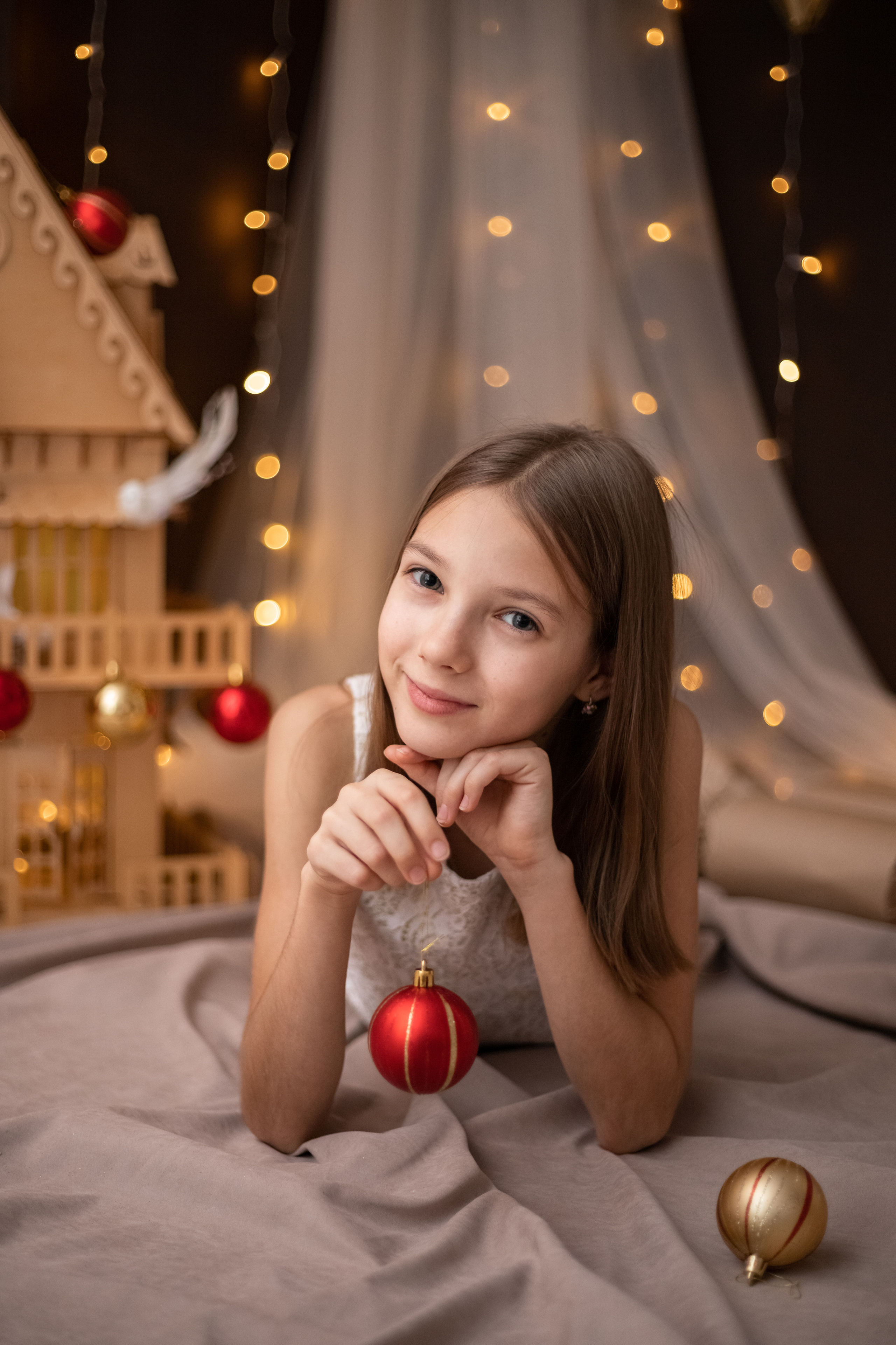 Моя мини-студия «Минимализм» в Новогоднем оформлении 2022. Фотограф Пермь. Свадьбы. Семья и дети, школа, д. сад. Фотокниги