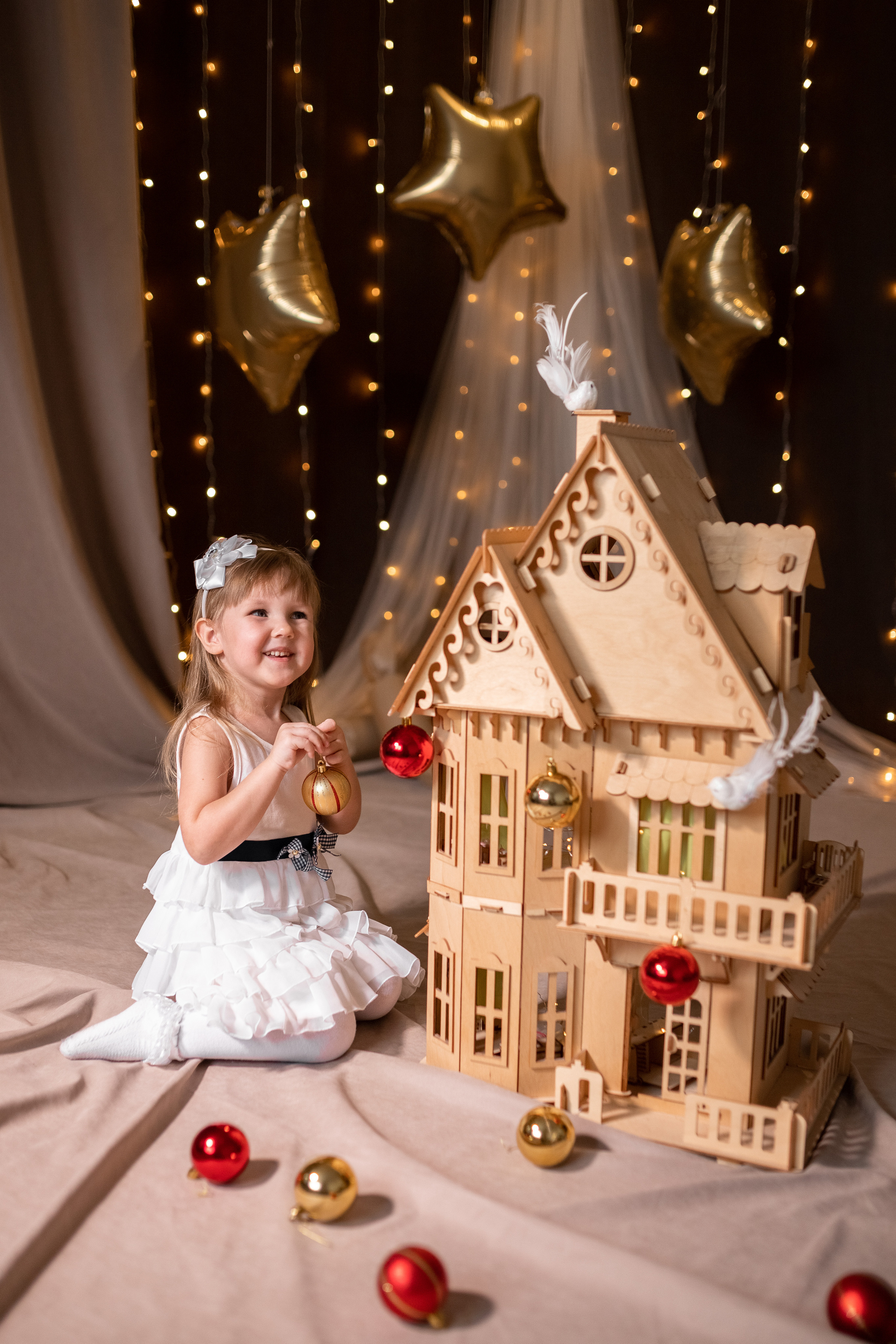 Моя мини-студия «Минимализм» в Новогоднем оформлении 2022. Фотограф Пермь. Свадьбы. Семья и дети, школа, д. сад. Фотокниги