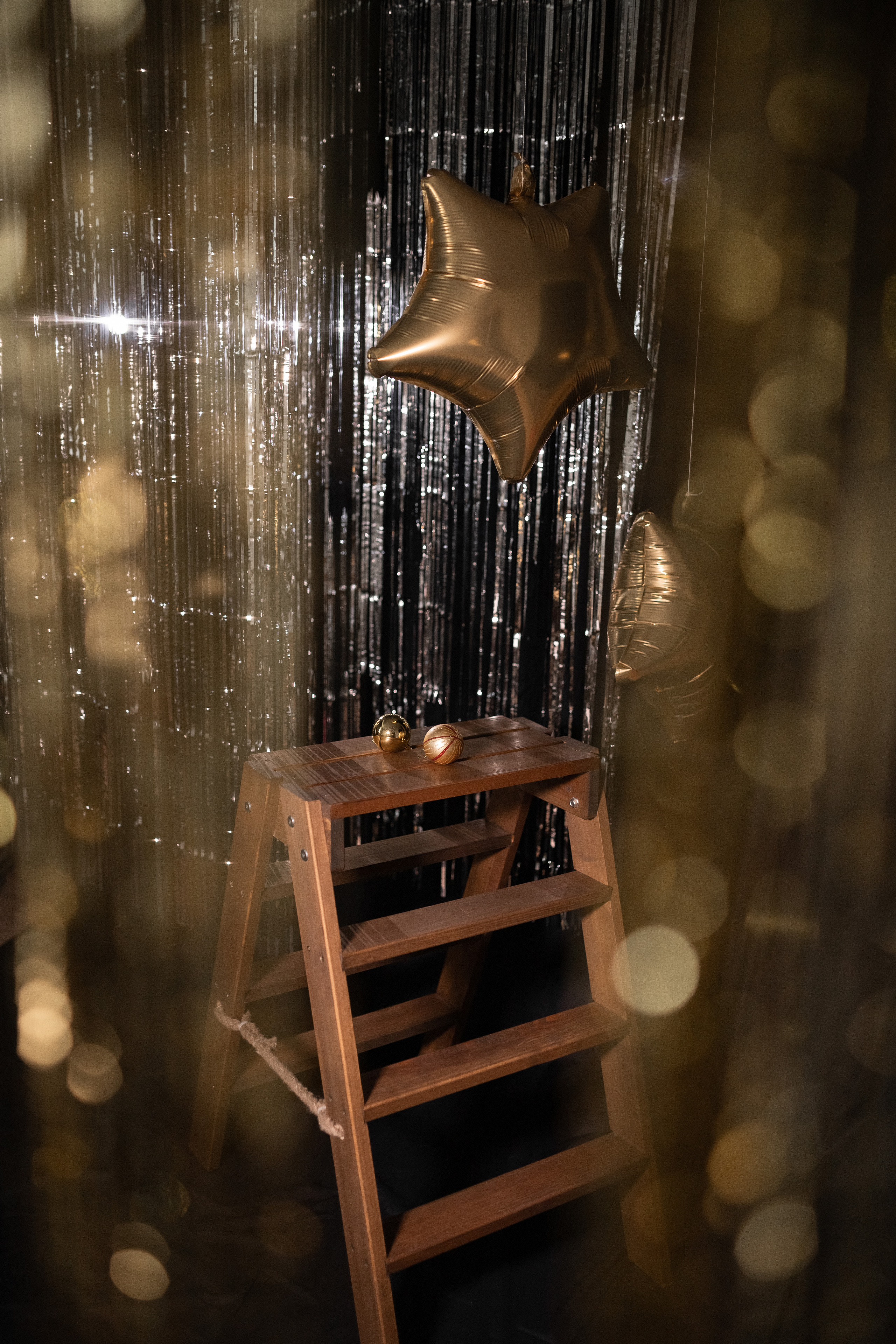 Моя мини-студия «Минимализм» в Новогоднем оформлении 2022. Фотограф Пермь. Свадьбы. Семья и дети, школа, д. сад. Фотокниги