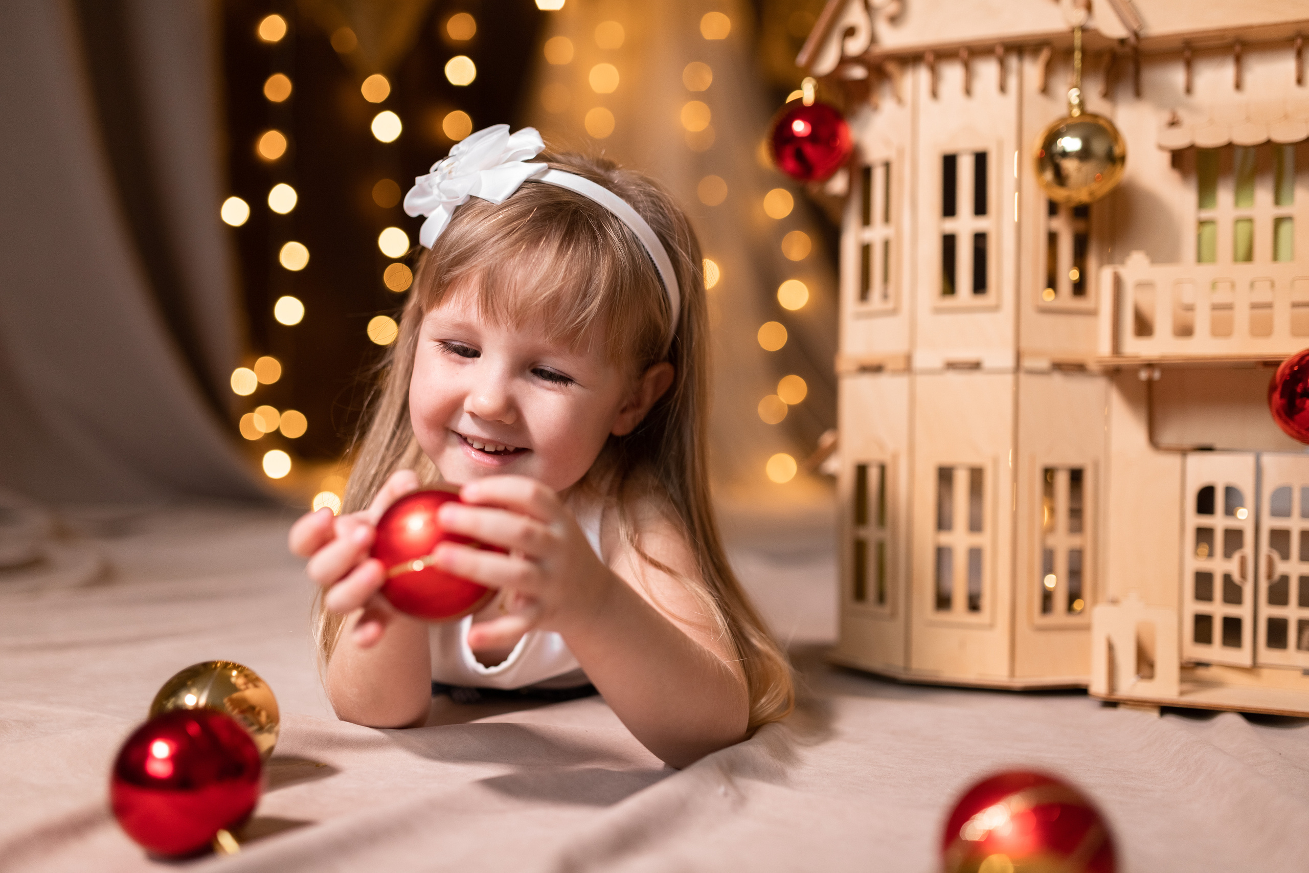 Моя мини-студия «Минимализм» в Новогоднем оформлении 2022. Фотограф Пермь. Свадьбы. Семья и дети, школа, д. сад. Фотокниги