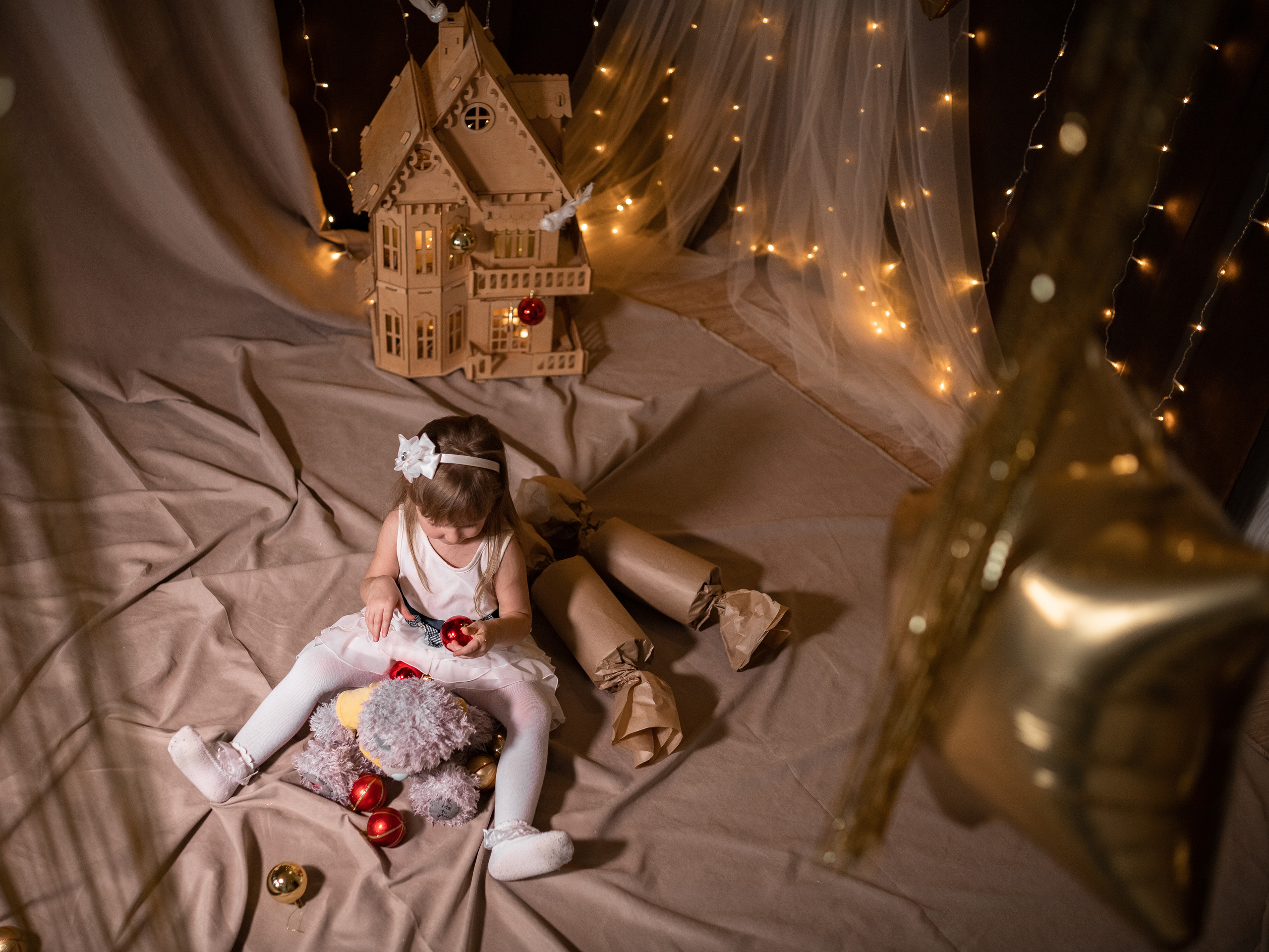 Моя мини-студия «Минимализм» в Новогоднем оформлении 2022. Фотограф Пермь. Свадьбы. Семья и дети, школа, д. сад. Фотокниги