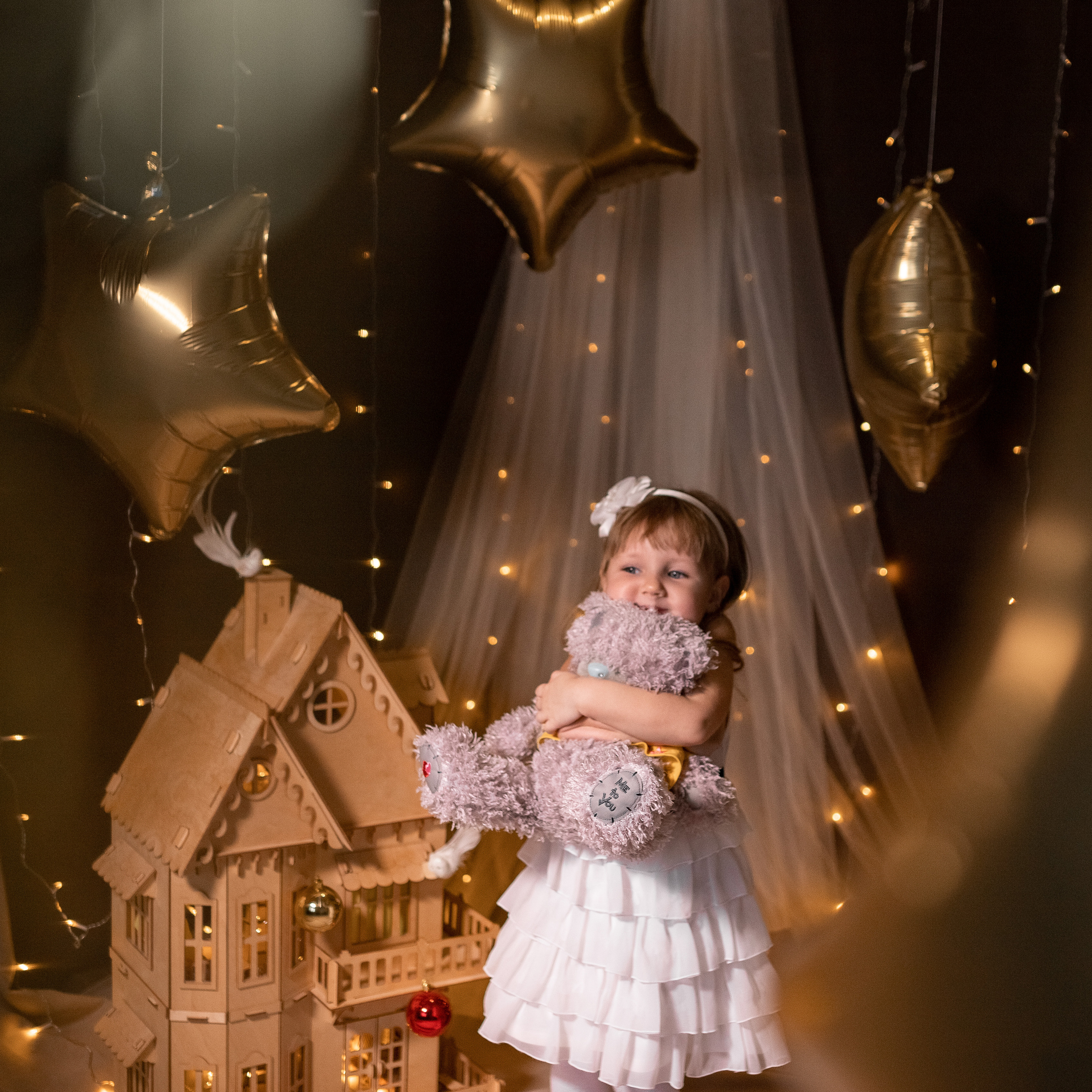 Моя мини-студия «Минимализм» в Новогоднем оформлении 2022. Фотограф Пермь. Свадьбы. Семья и дети, школа, д. сад. Фотокниги