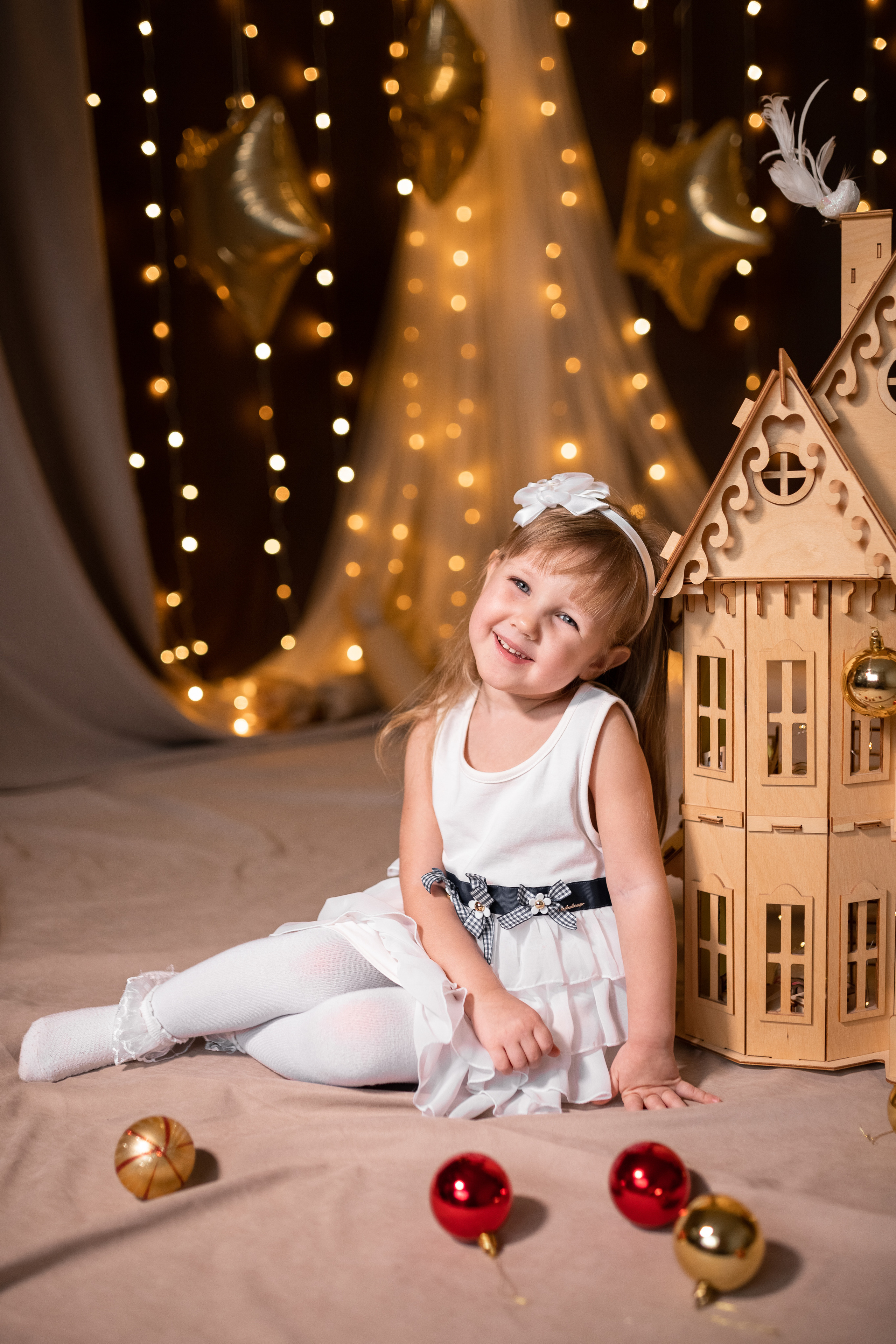 Моя мини-студия «Минимализм» в Новогоднем оформлении 2022. Фотограф Пермь. Свадьбы. Семья и дети, школа, д. сад. Фотокниги