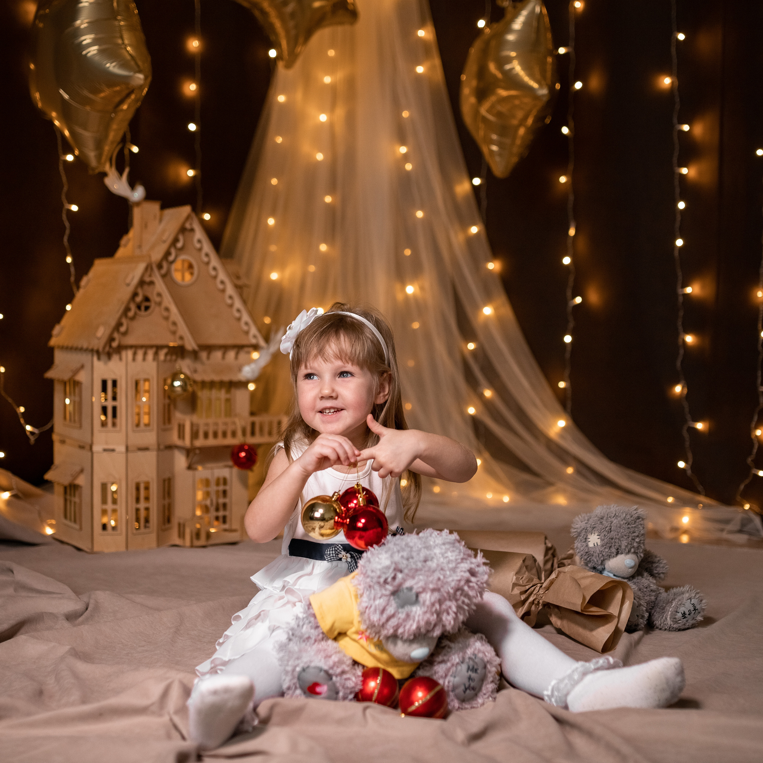 Моя мини-студия «Минимализм» в Новогоднем оформлении 2022. Фотограф Пермь. Свадьбы. Семья и дети, школа, д. сад. Фотокниги