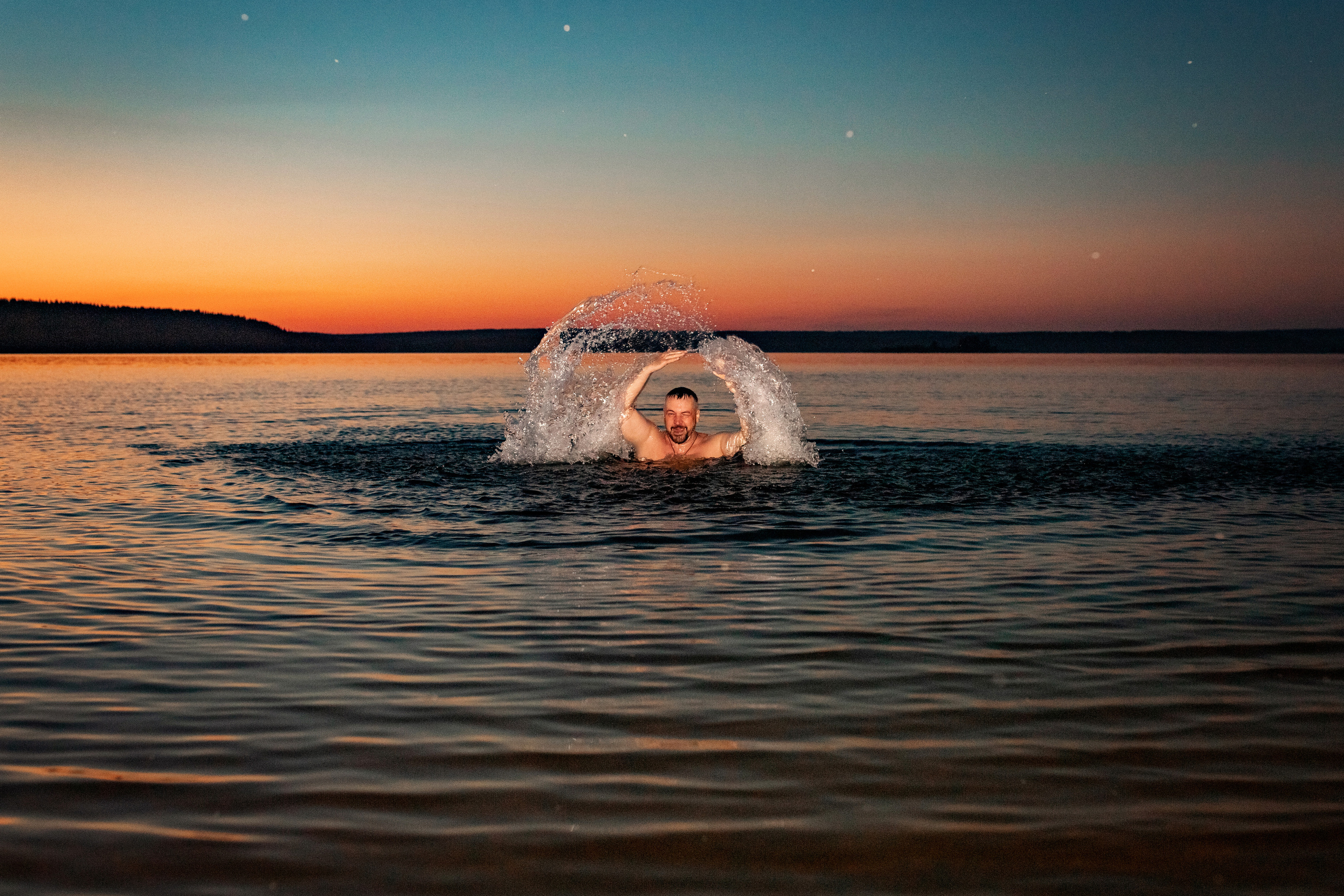 Поле. Речка. Закат. Июль. СемьЯ. Фотограф Пермь. Свадьбы. Семья и дети, школа, д. сад. Фотокниги