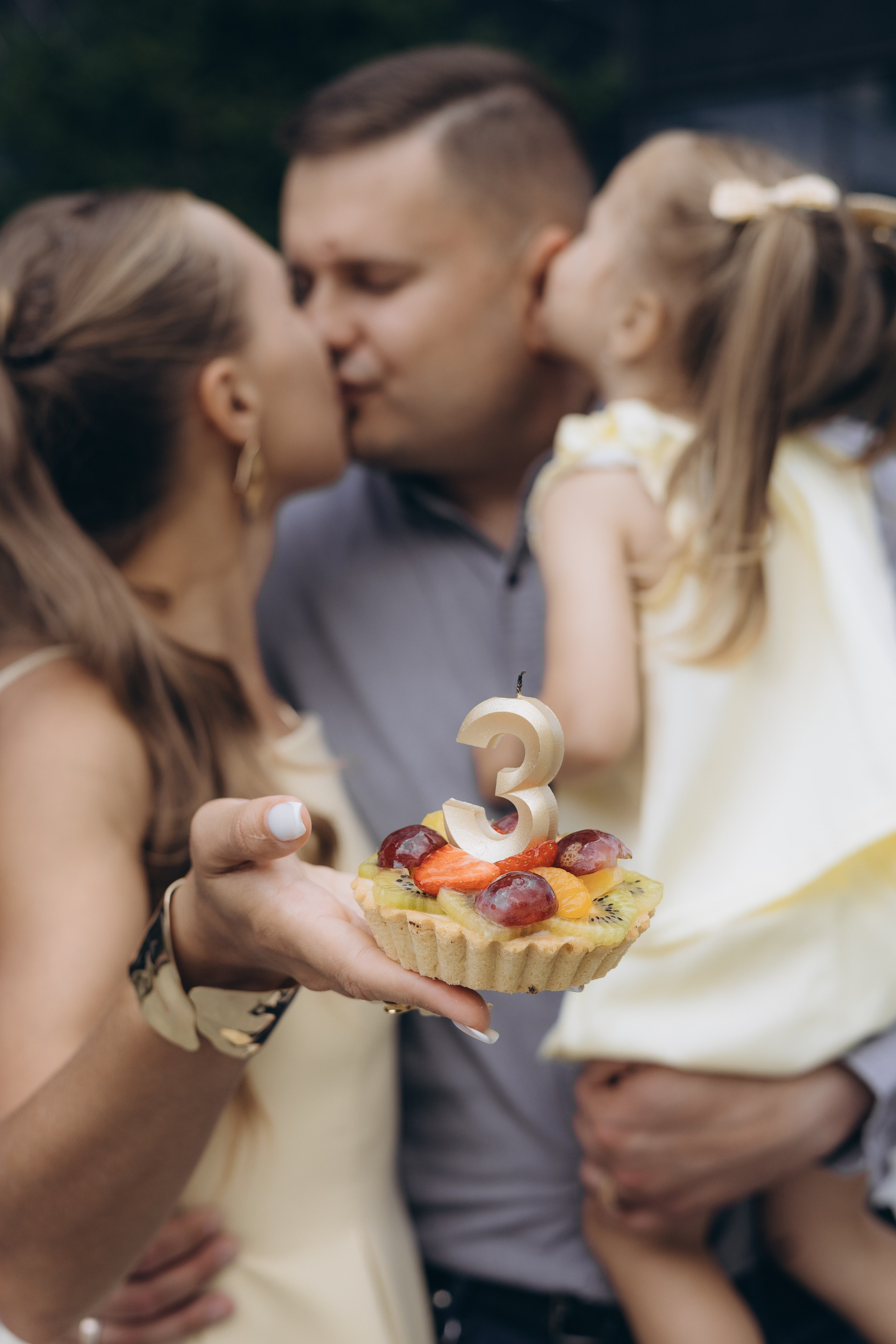 Кристина, Сергей и Лера. Свадебный и семейный фотограф в Новосибирске Дарья Кель