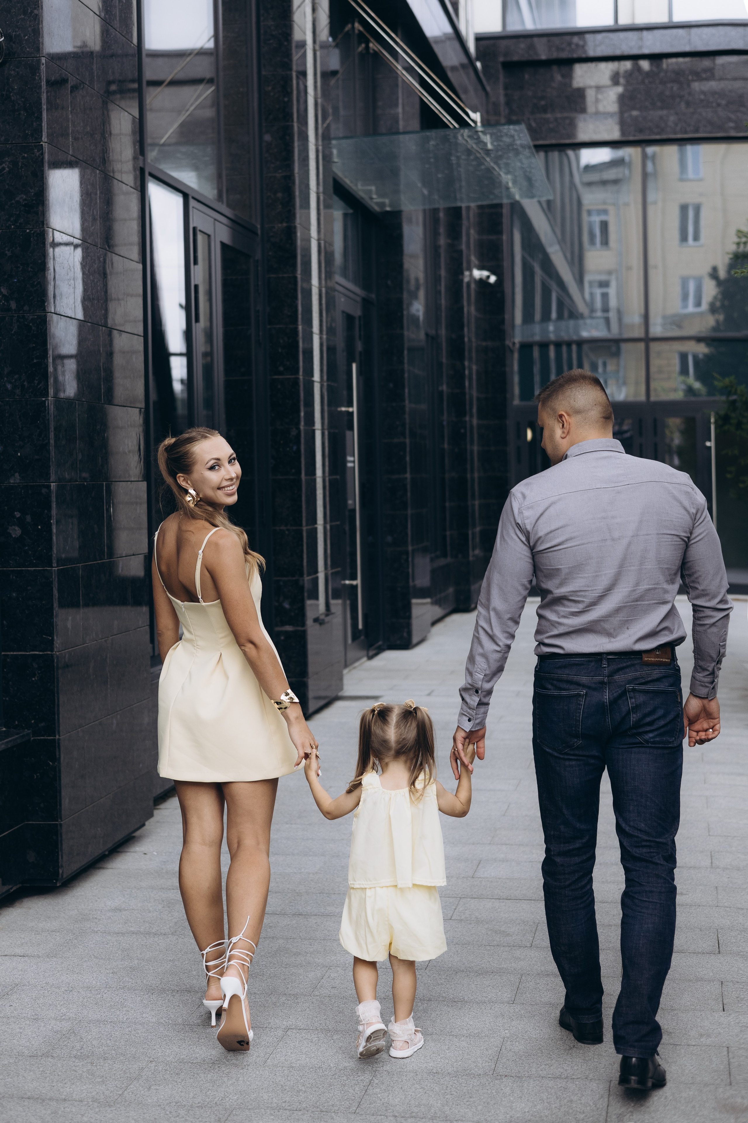 Кристина, Сергей и Лера. Свадебный и семейный фотограф в Новосибирске Дарья Кель