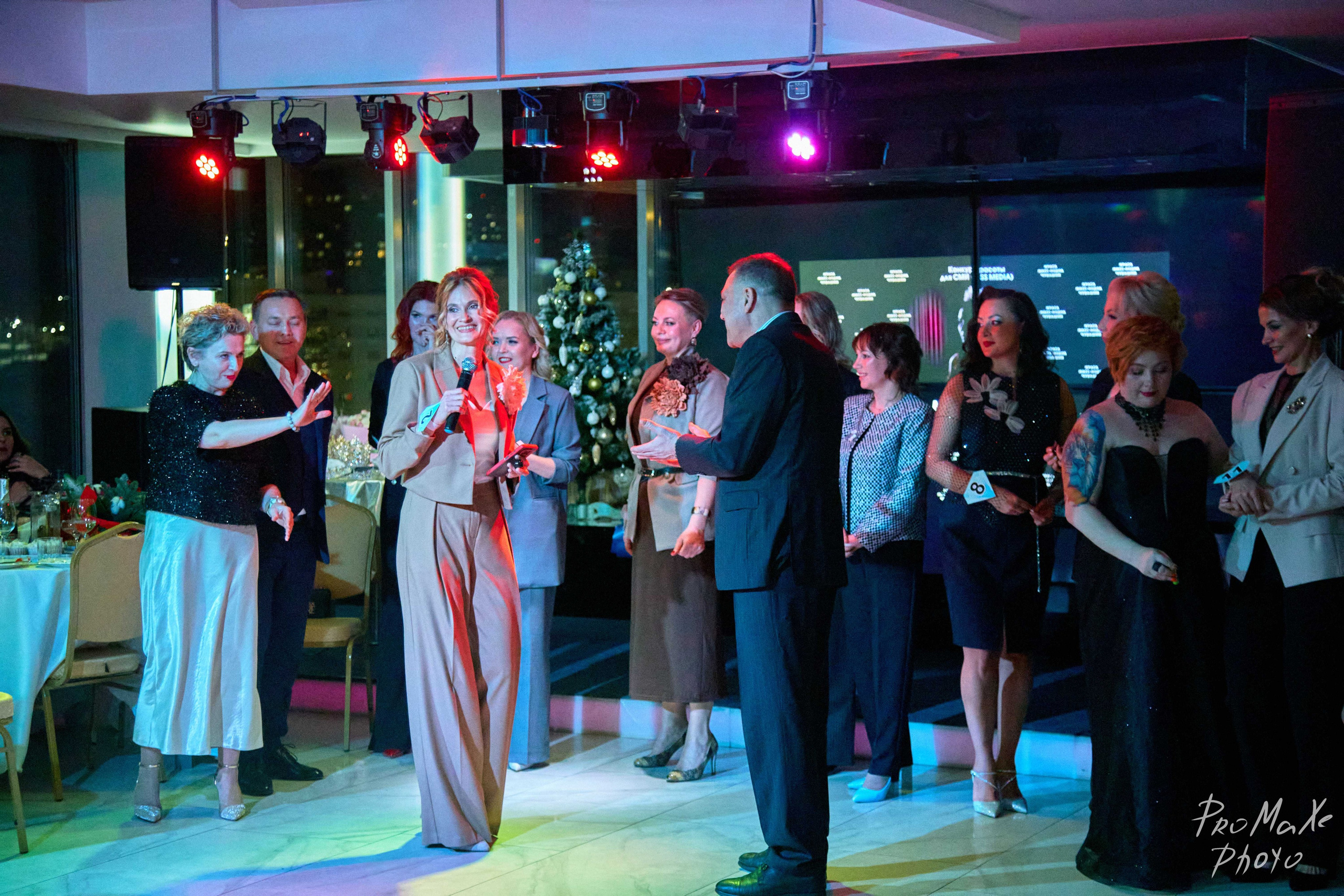 Зал КРАСА МАСС-МЕДИА ЧУВАШИИ. Владимир Суздалов (ProMaXe) — Портретный фотограф, тематические фотосессии в Чебоксарах