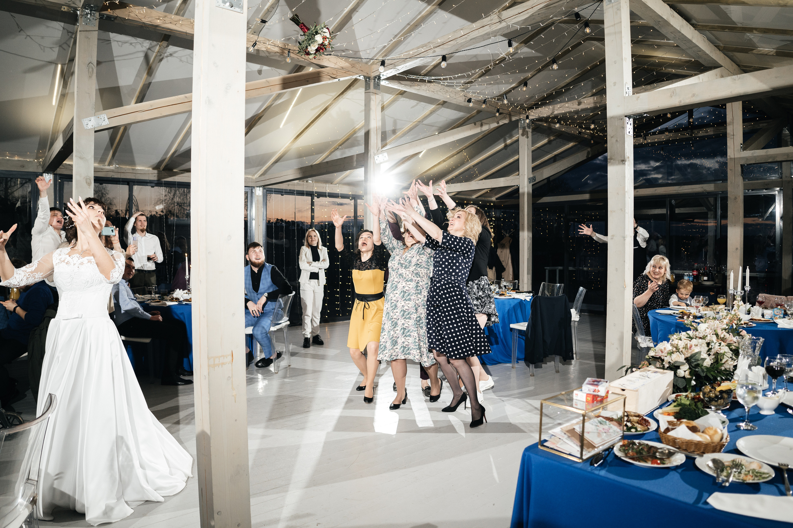 Юля и Олег. Ведущий на свадьбу в Москве Зубков Алексей