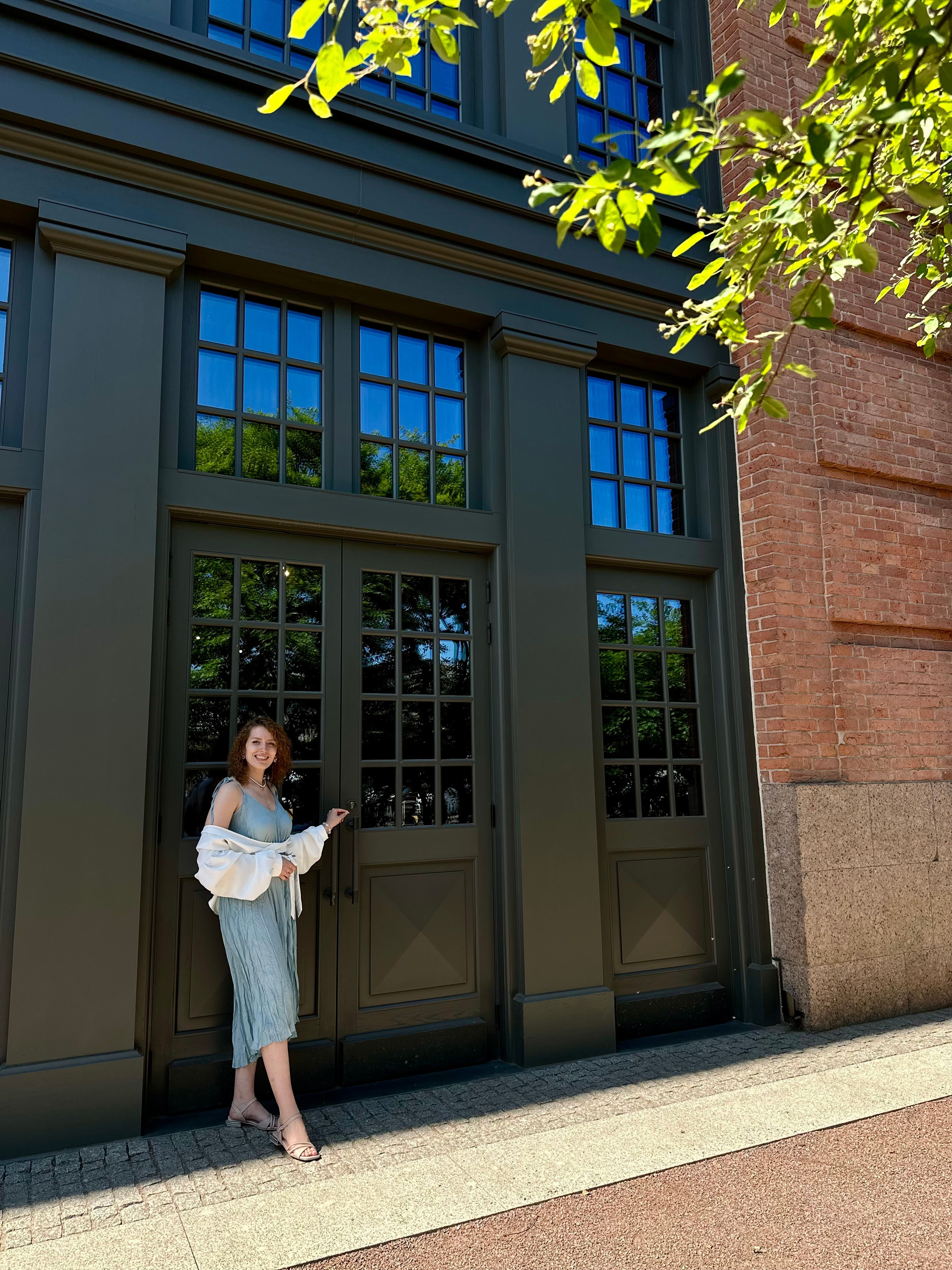 Прогулка по центру. КОНТЕНТ |БРЕНД фотограф Санкт-Петербург — Жанна Олтаржевская