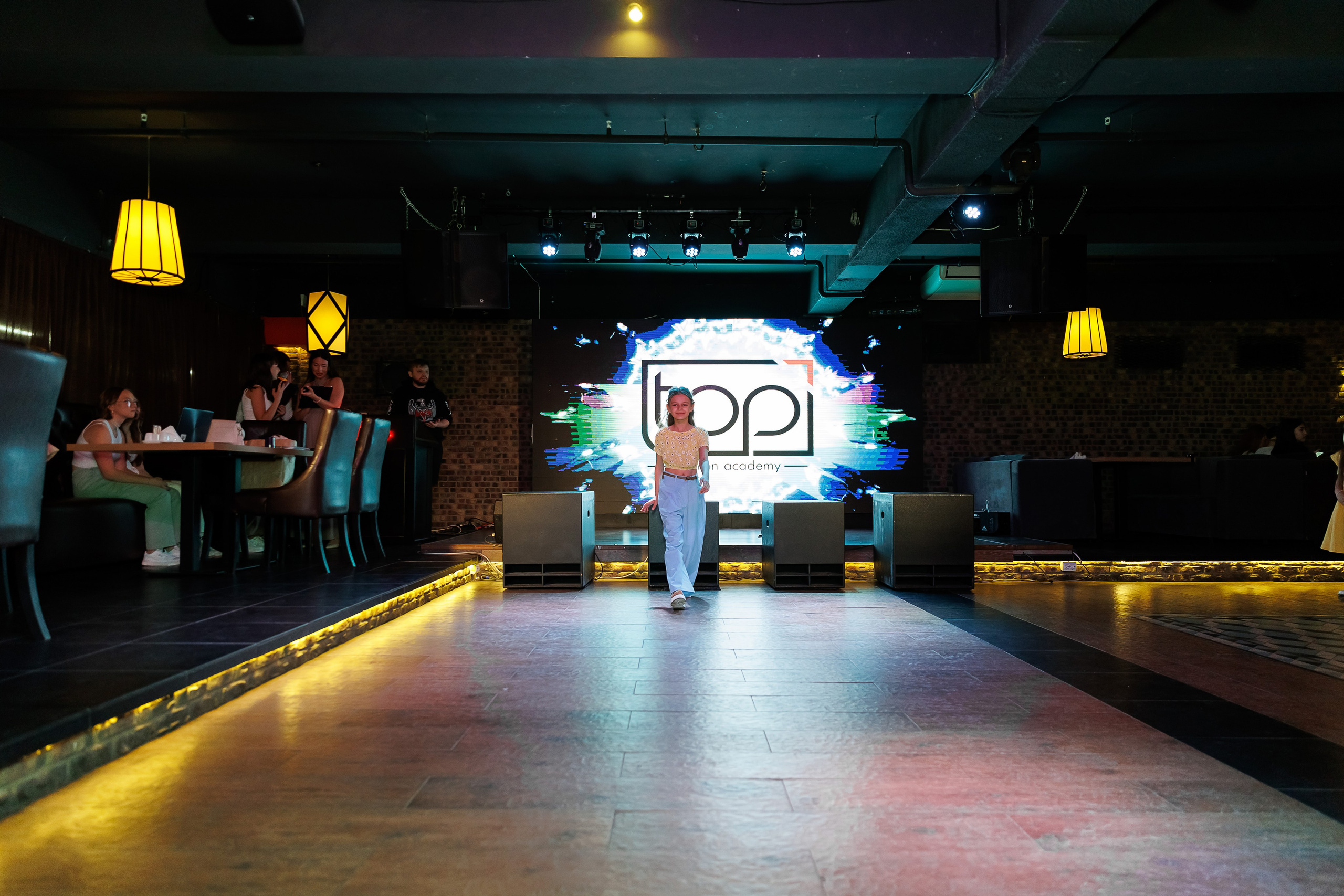 Выпускной модельной школы Top.nsk. Фотограф Новосибирск — Наталья Гресь