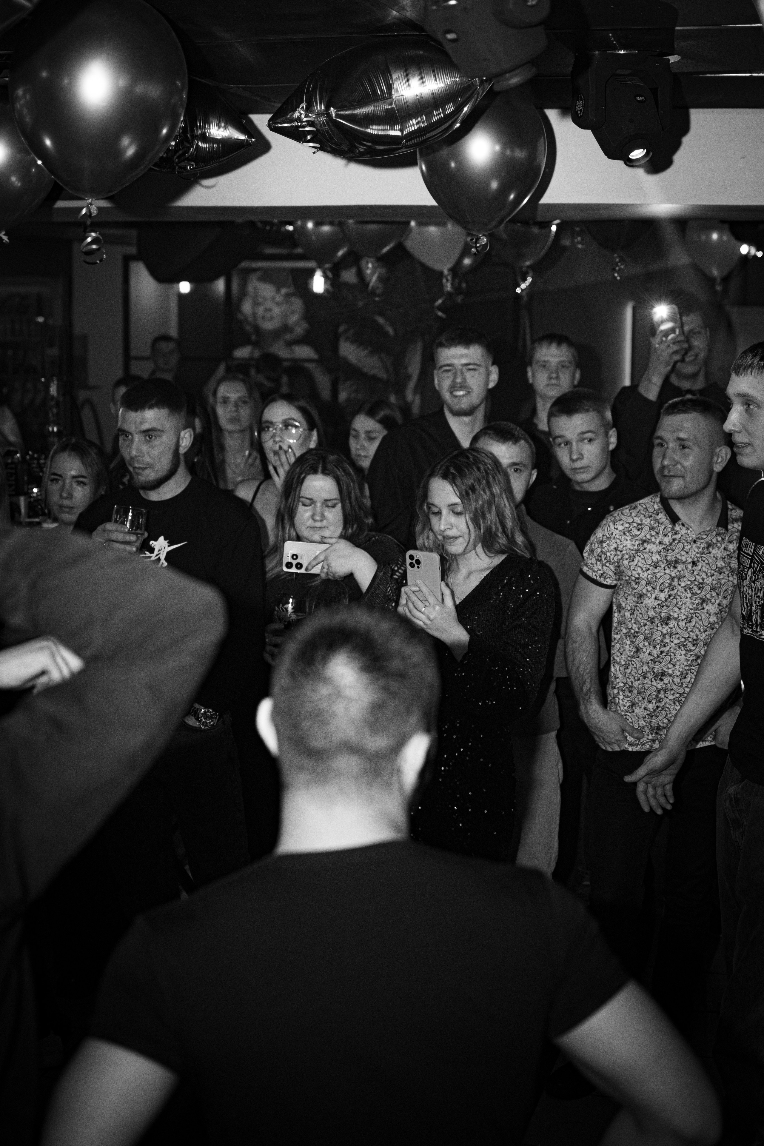 HOLLYWOOD / 6 YEARS. Photokarish