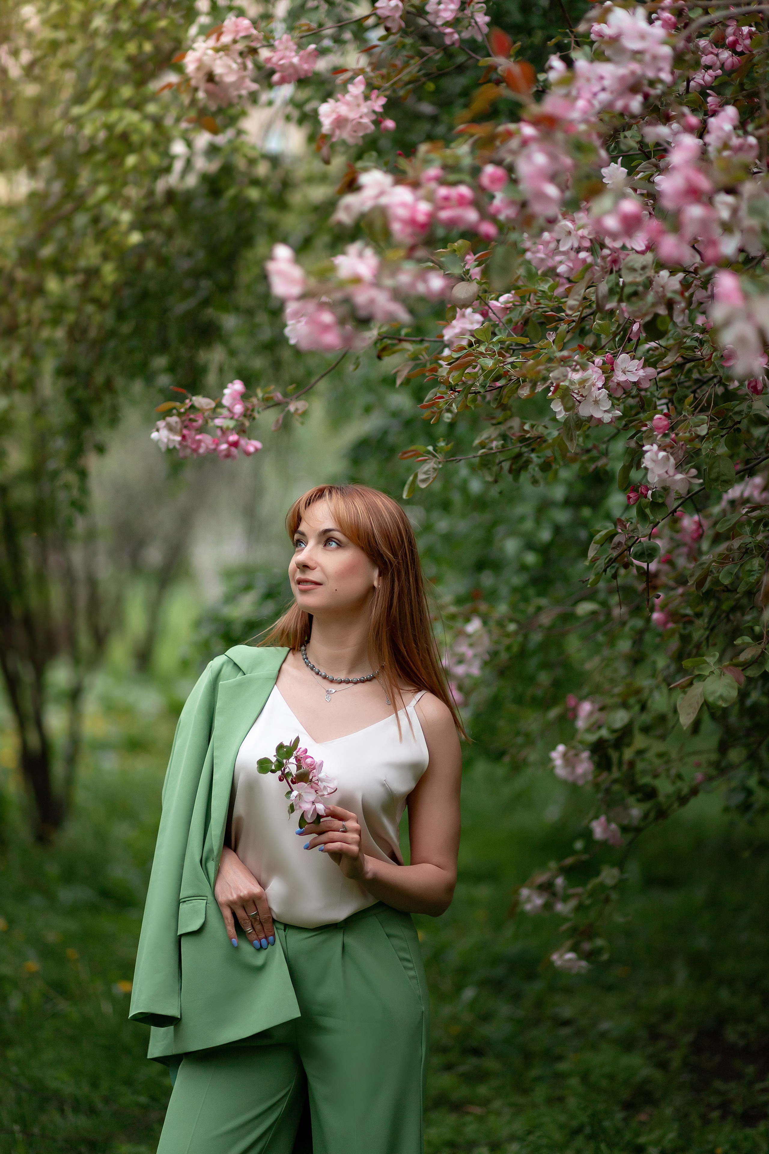 Розовая яблоня. Детский и семейный фотограф в Красноярске Юлия Бирюкова
