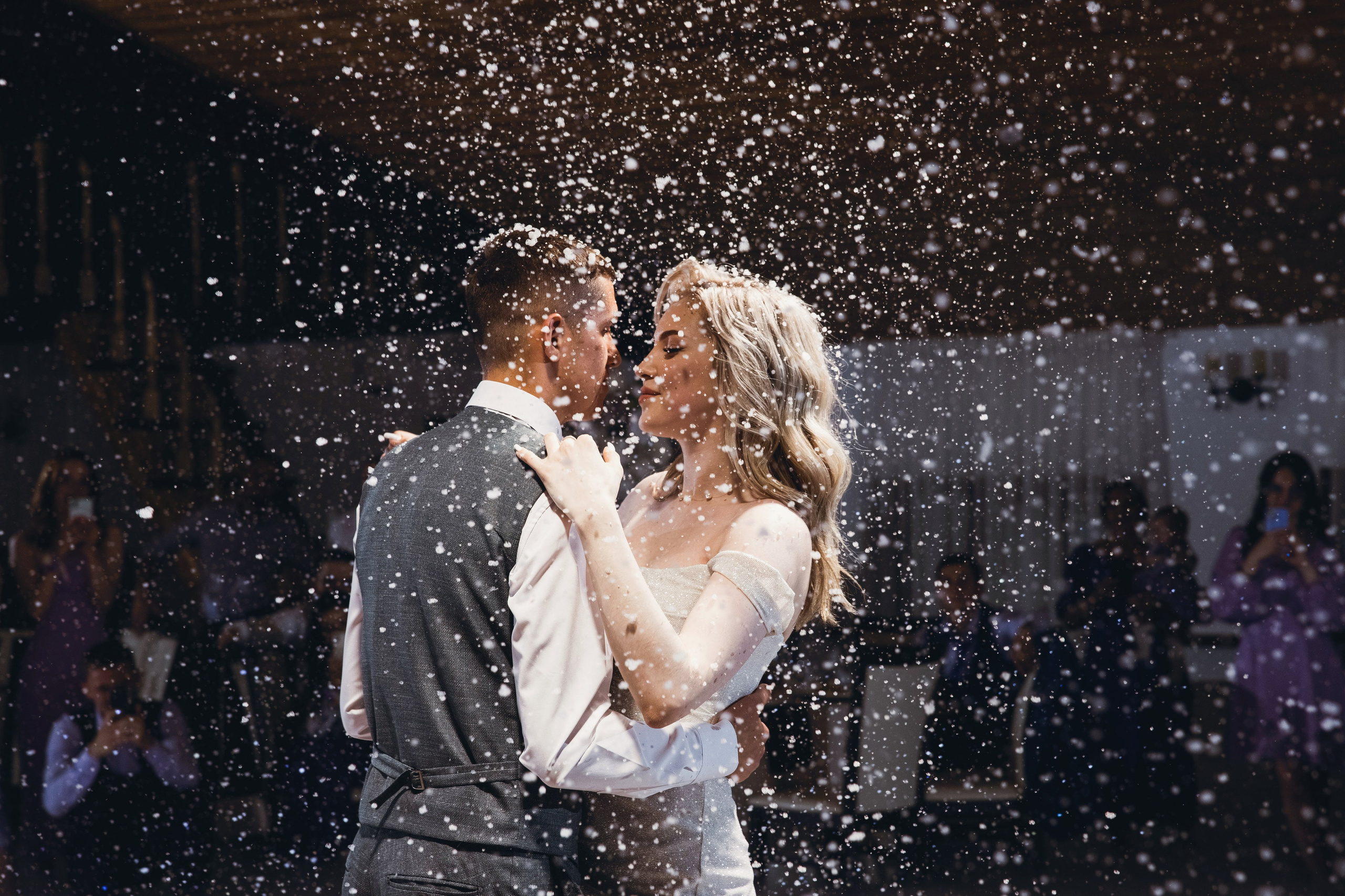 Влад и Верноника (максимальный — на 7 ветрах). Свадебный и семейный фотограф в городе Сургуте Стерликова Светлана