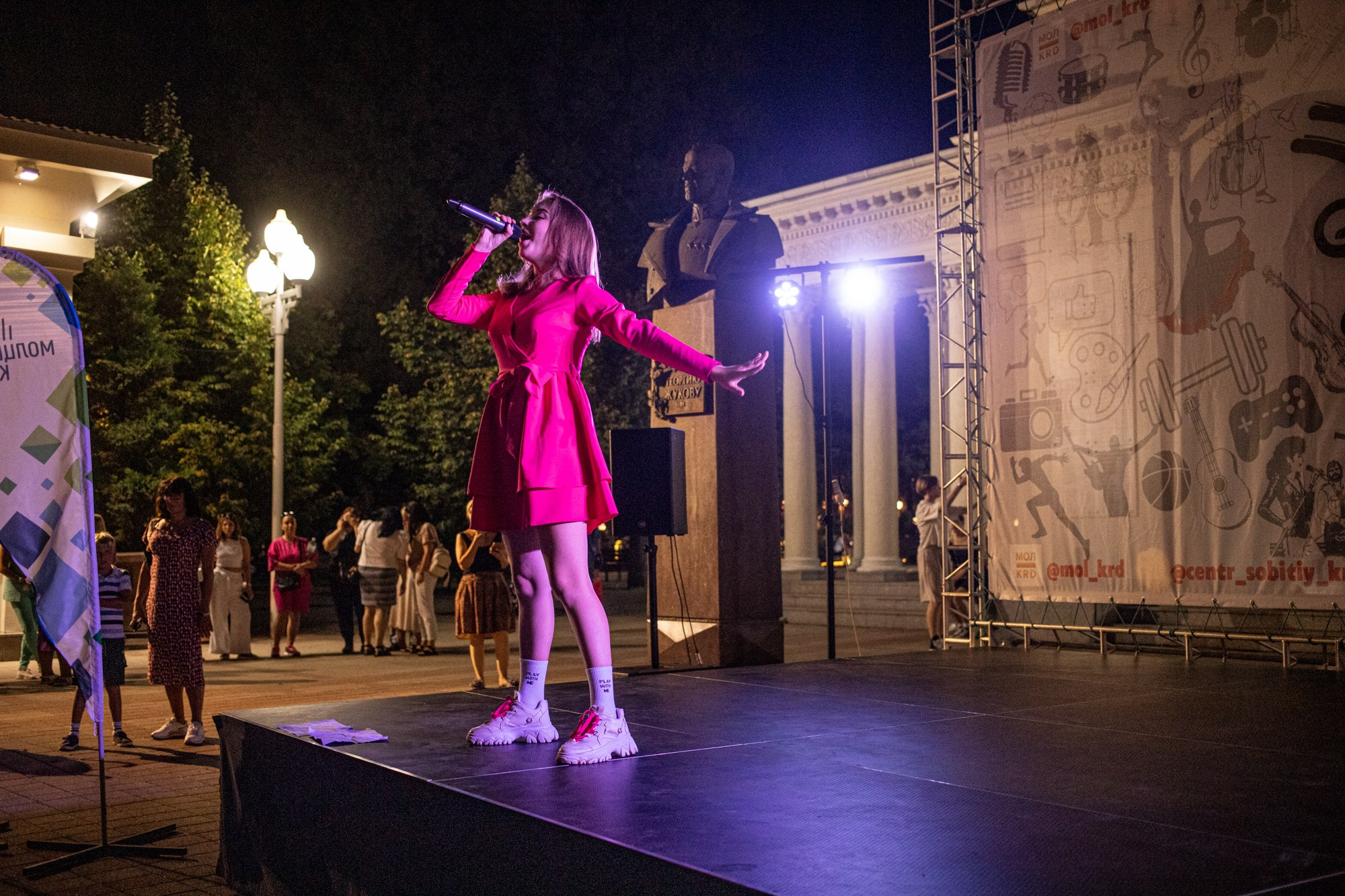 Закрытие летнего фестиваля «УФ». Репортажный, промышленный и маркетплейс-фотограф Дмитрий Чернат