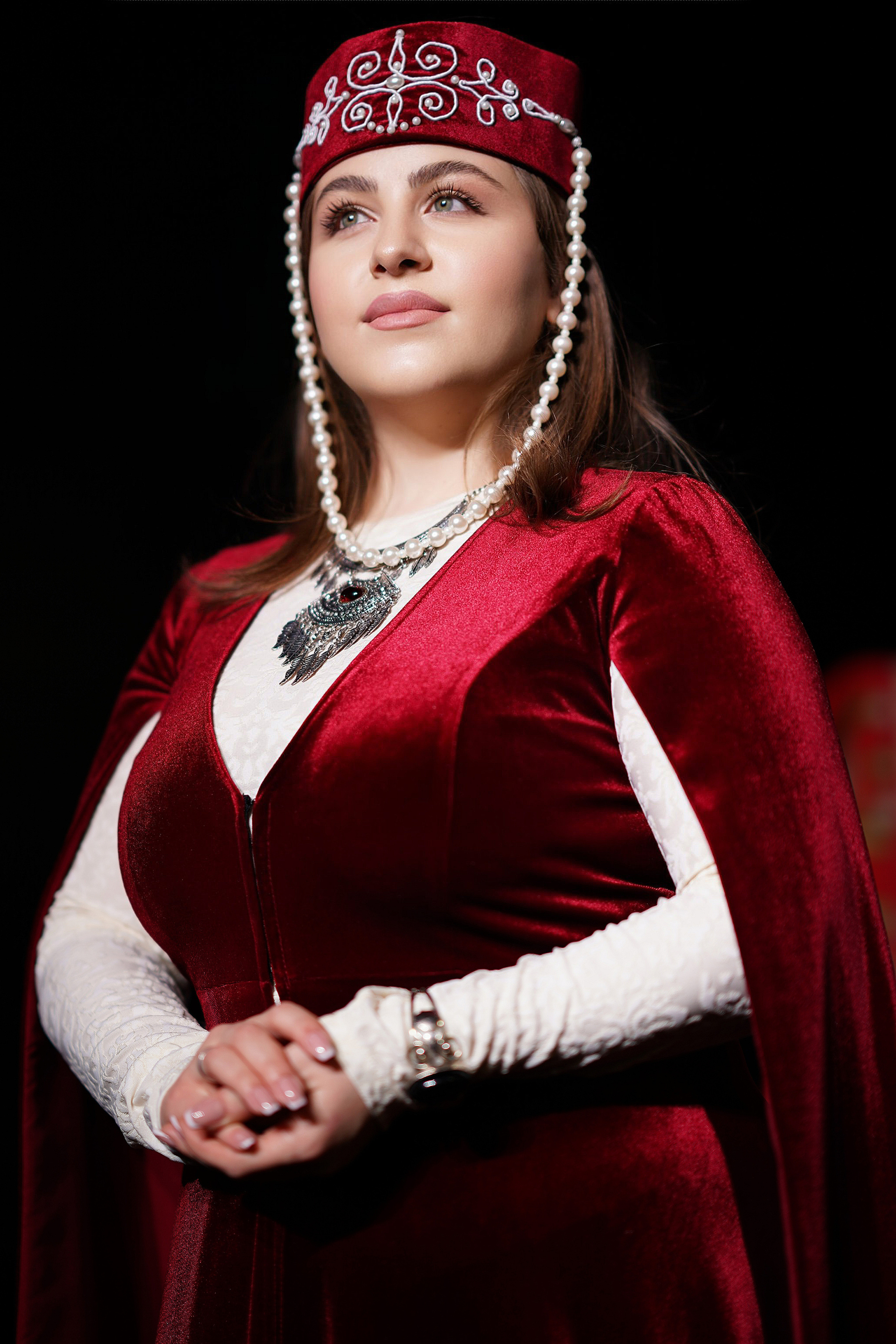 Фотосессия в армянском национальном костюме. Свадебный фотограф в Краснодаре