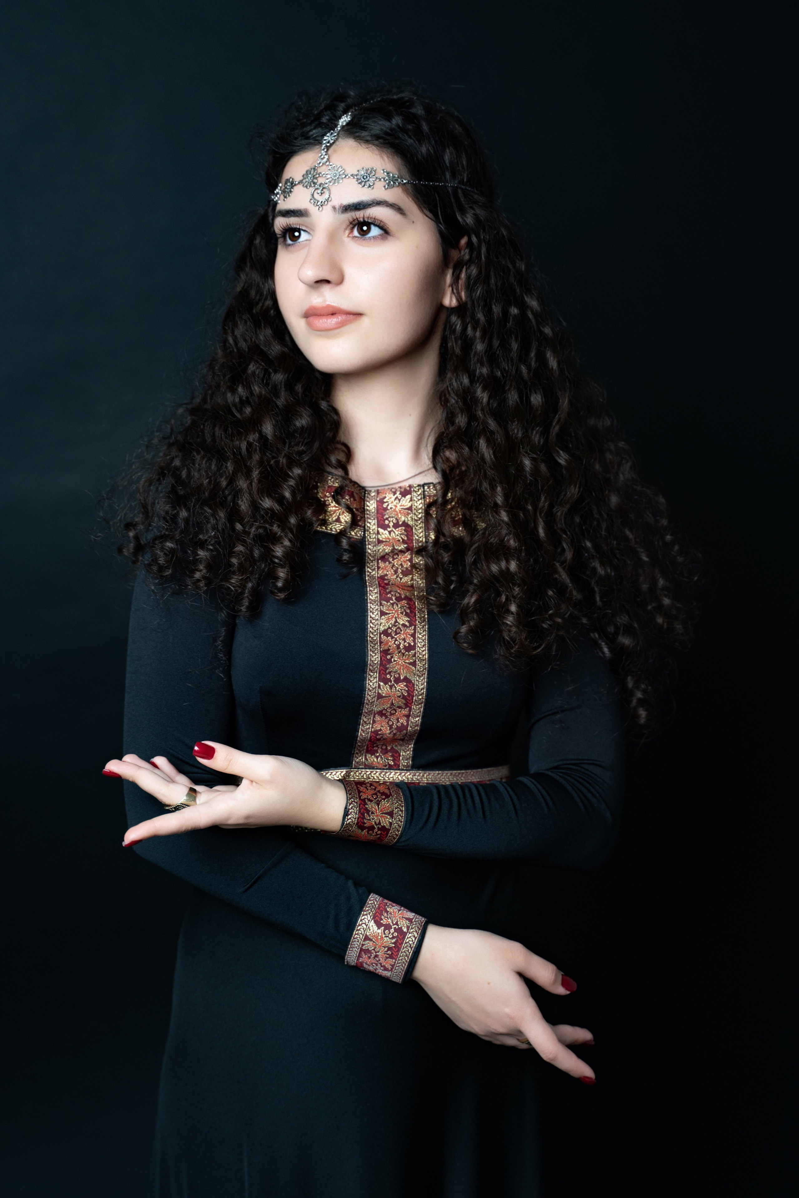 Фотосессия в армянском национальном костюме. Свадебный фотограф в Краснодаре