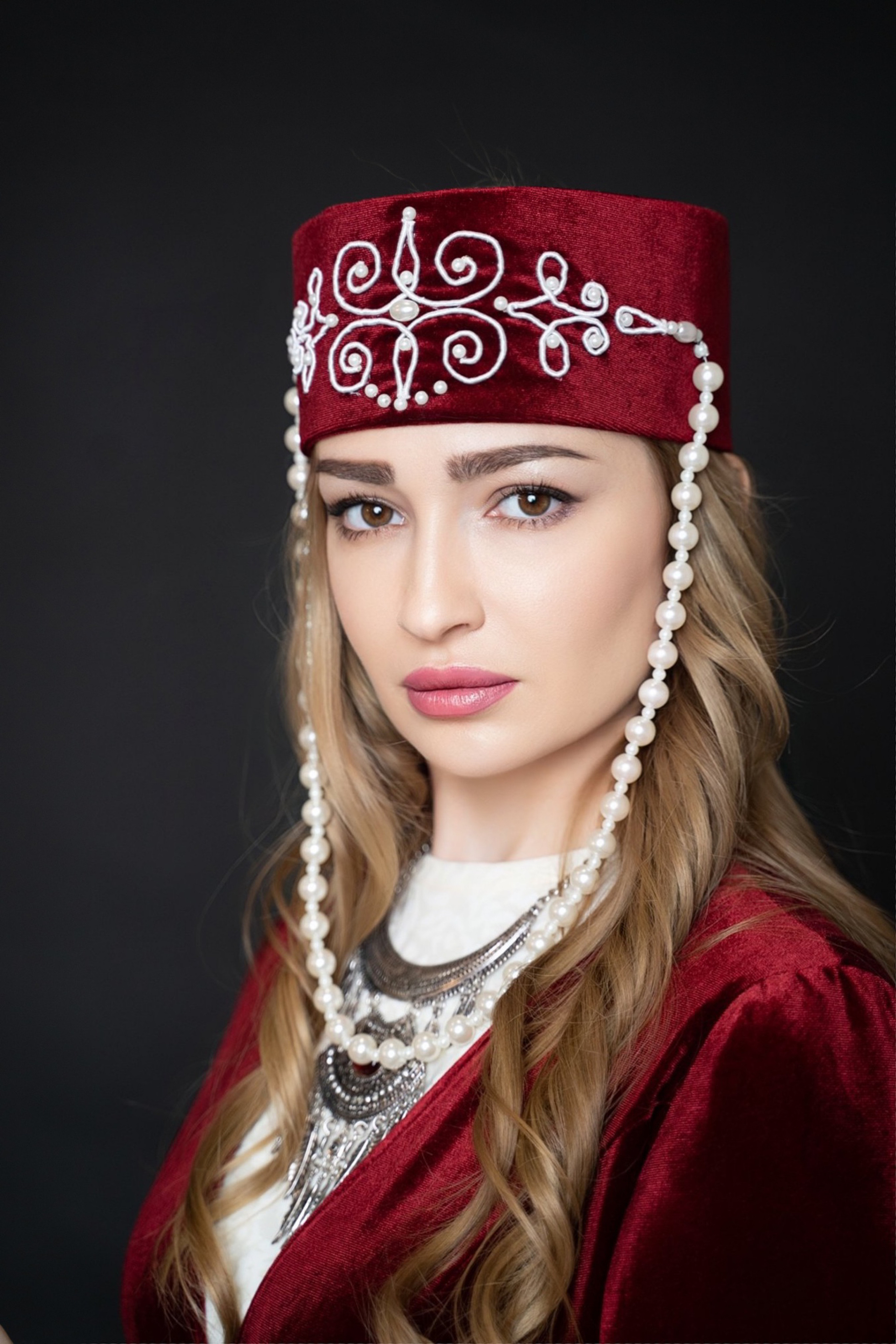 Фотосессия в армянском национальном костюме. Свадебный фотограф в Краснодаре