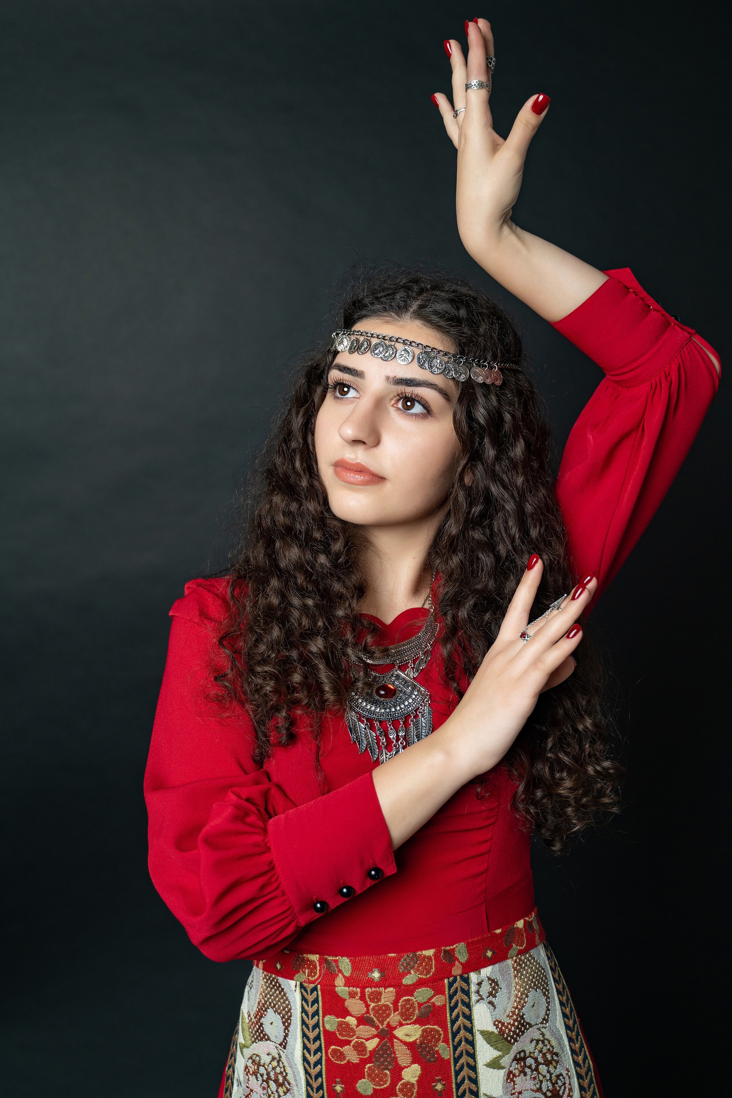 Фотосессия в армянском национальном костюме. Свадебный фотограф в Краснодаре