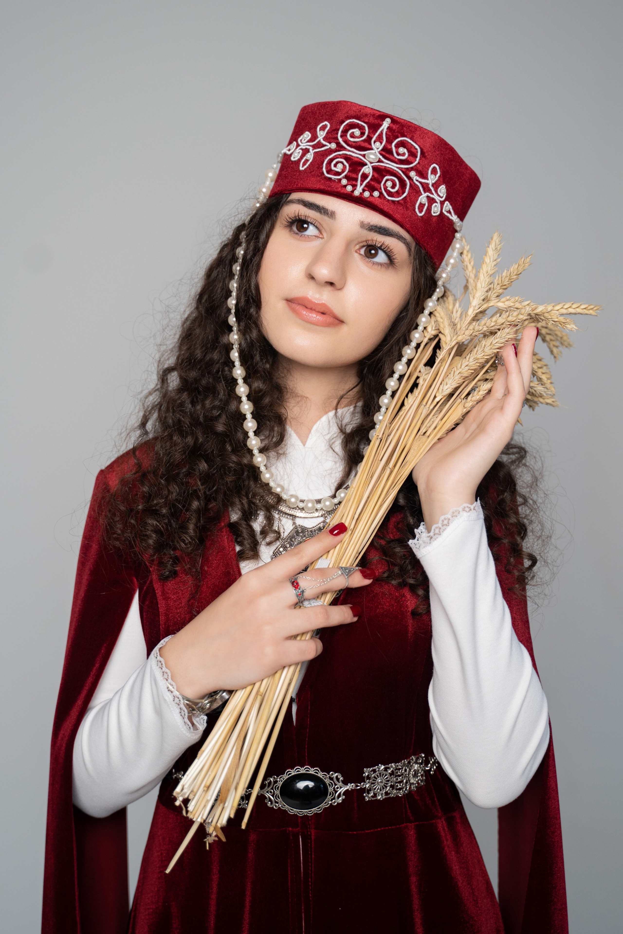 Фотосессия в армянском национальном костюме. Свадебный фотограф в Краснодаре