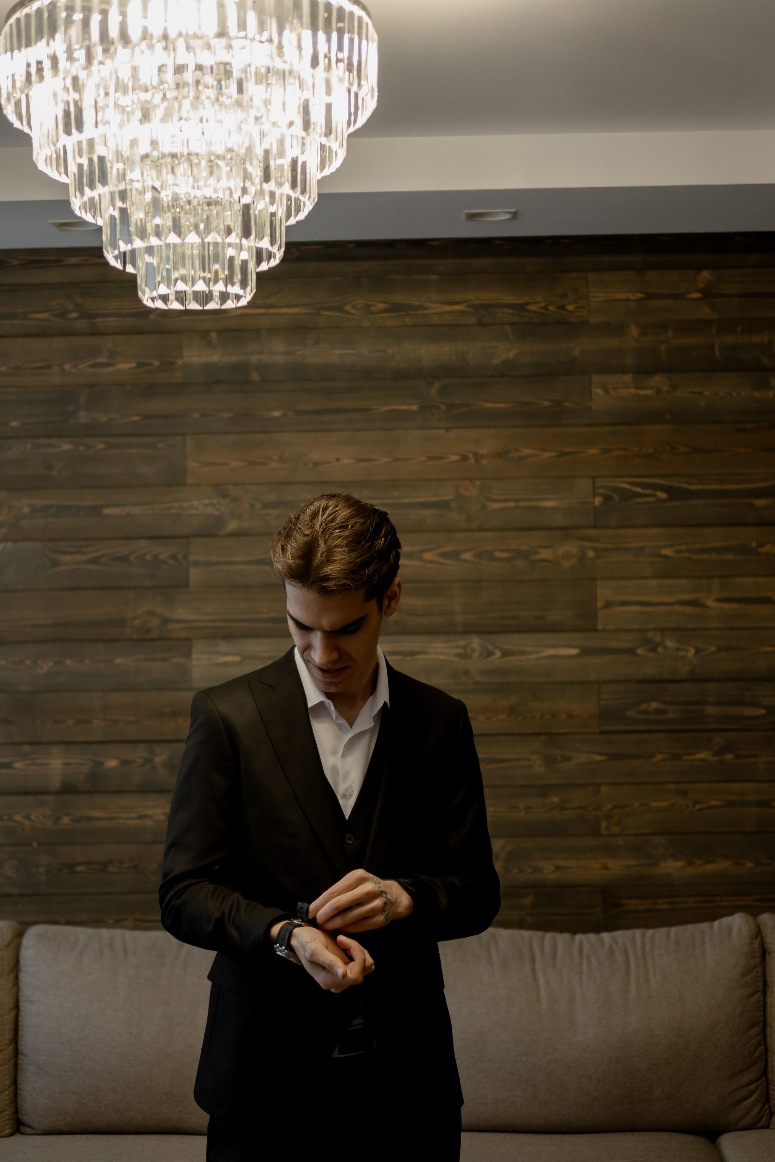 СВАДЕБНАЯ СЬЕМКА СБОРОВ В ОТЕЛЕ И ВЫЕЗД НА ЦЕРЕМОНИЮ (СНЯТО В СИБИРЕ В НИЖНЕВАРТОВСКЕ). Профессиональный фотограф, Санкт-Петербург — Виктория Богомолова