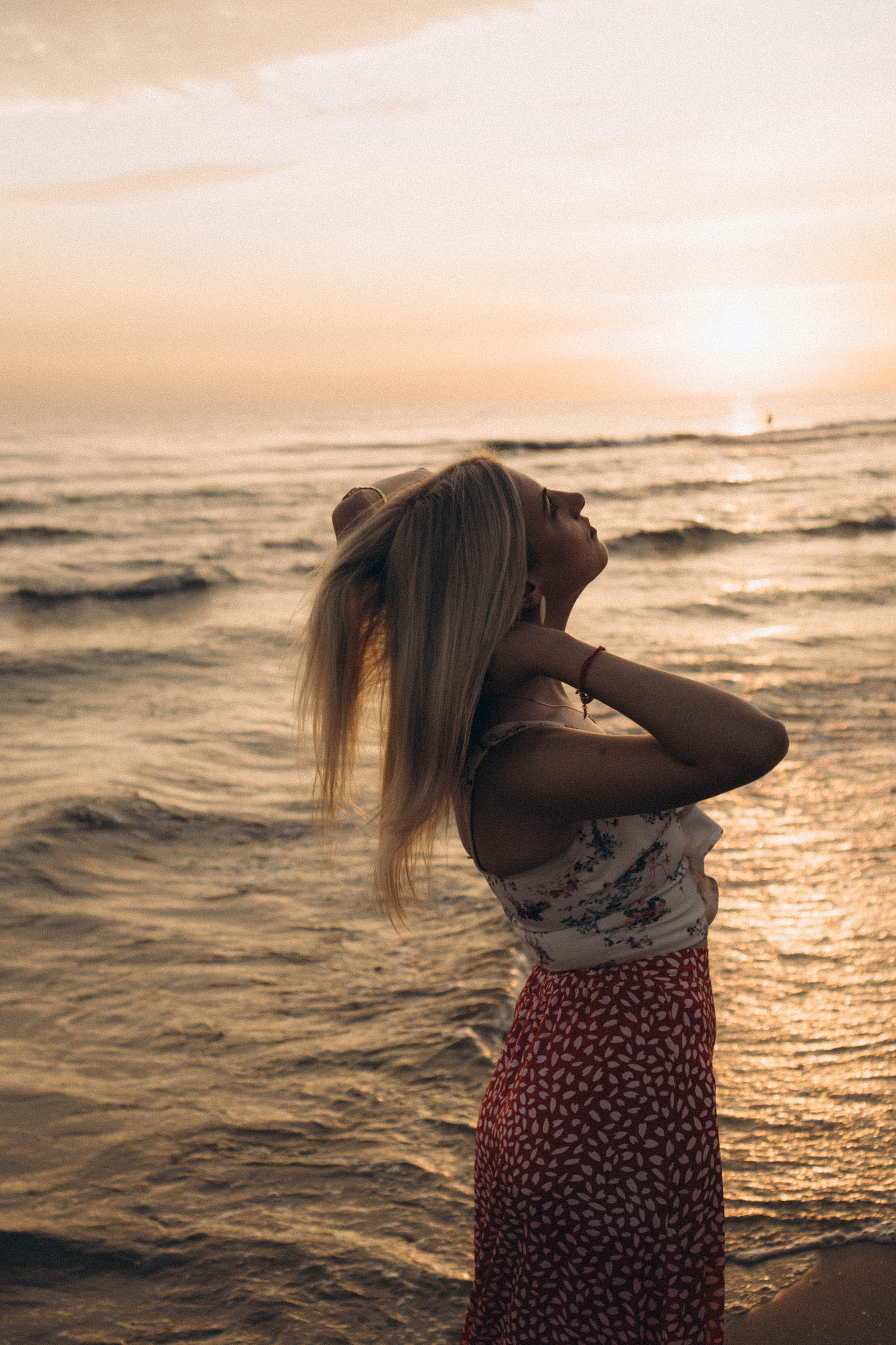 Июльский вечер на берегу черного моря. Профессиональный фотограф, Санкт-Петербург — Виктория Богомолова