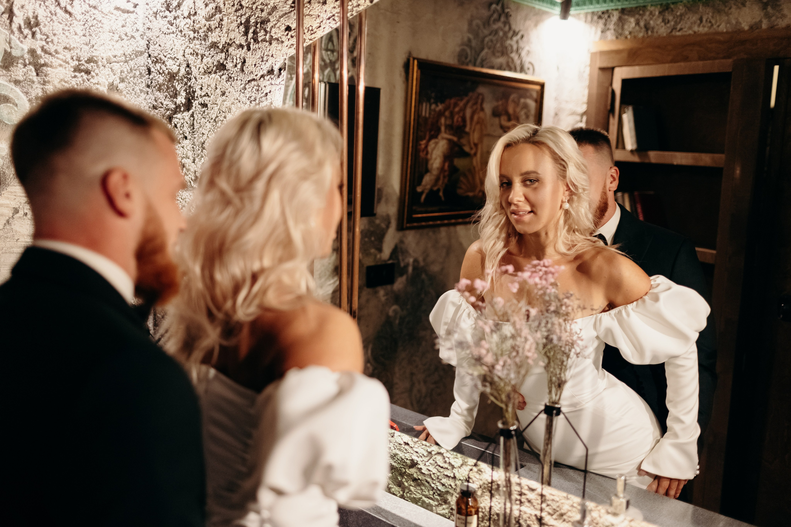 Александр и Елена (сборы, ресторан). Фотограф свадебный семейный в Красноярске Шукшина Наталья