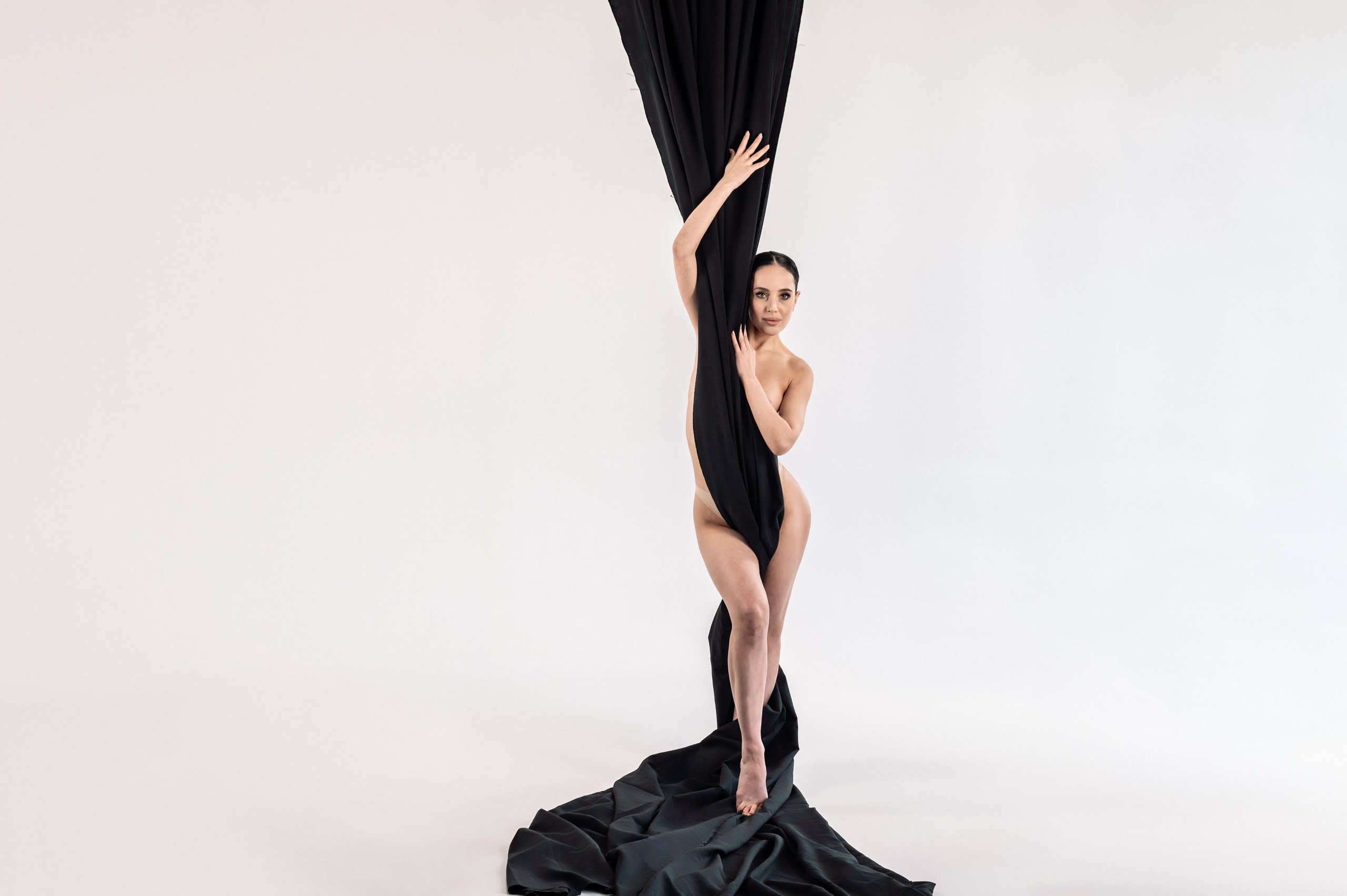 «Парящая ткань». Фотограф