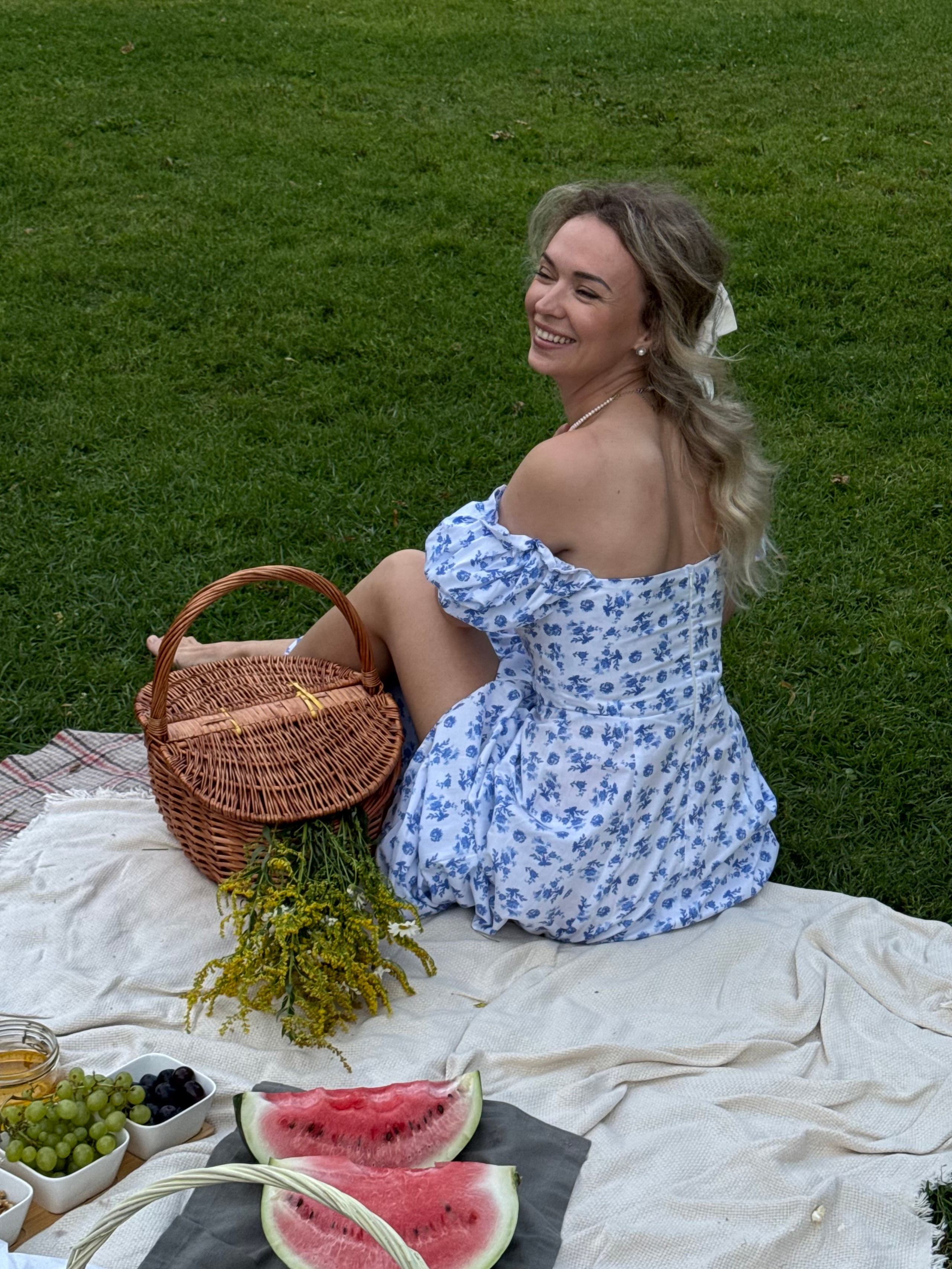 Пикник у Исаакиевского. Утонченный фотограф в Санкт-Петербурге Ксения Пелевина