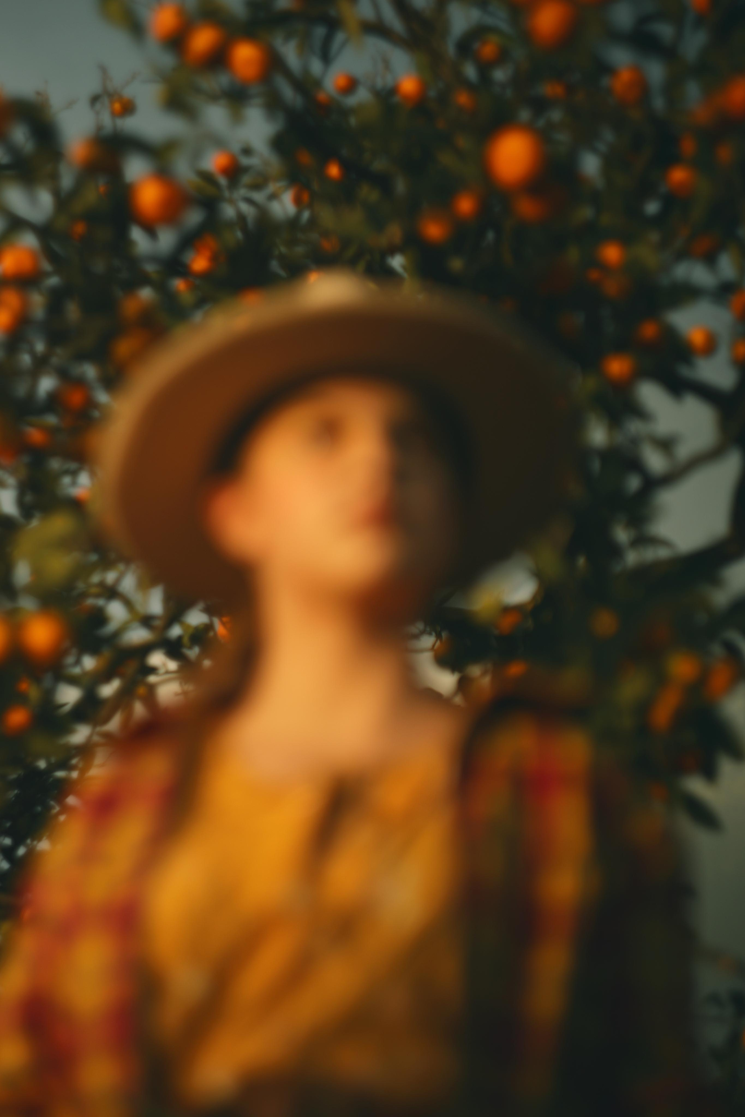 Фотосессия в саду мандаринах Сочи. Профессиональный фотограф в Сочи Виктор Павлюткин