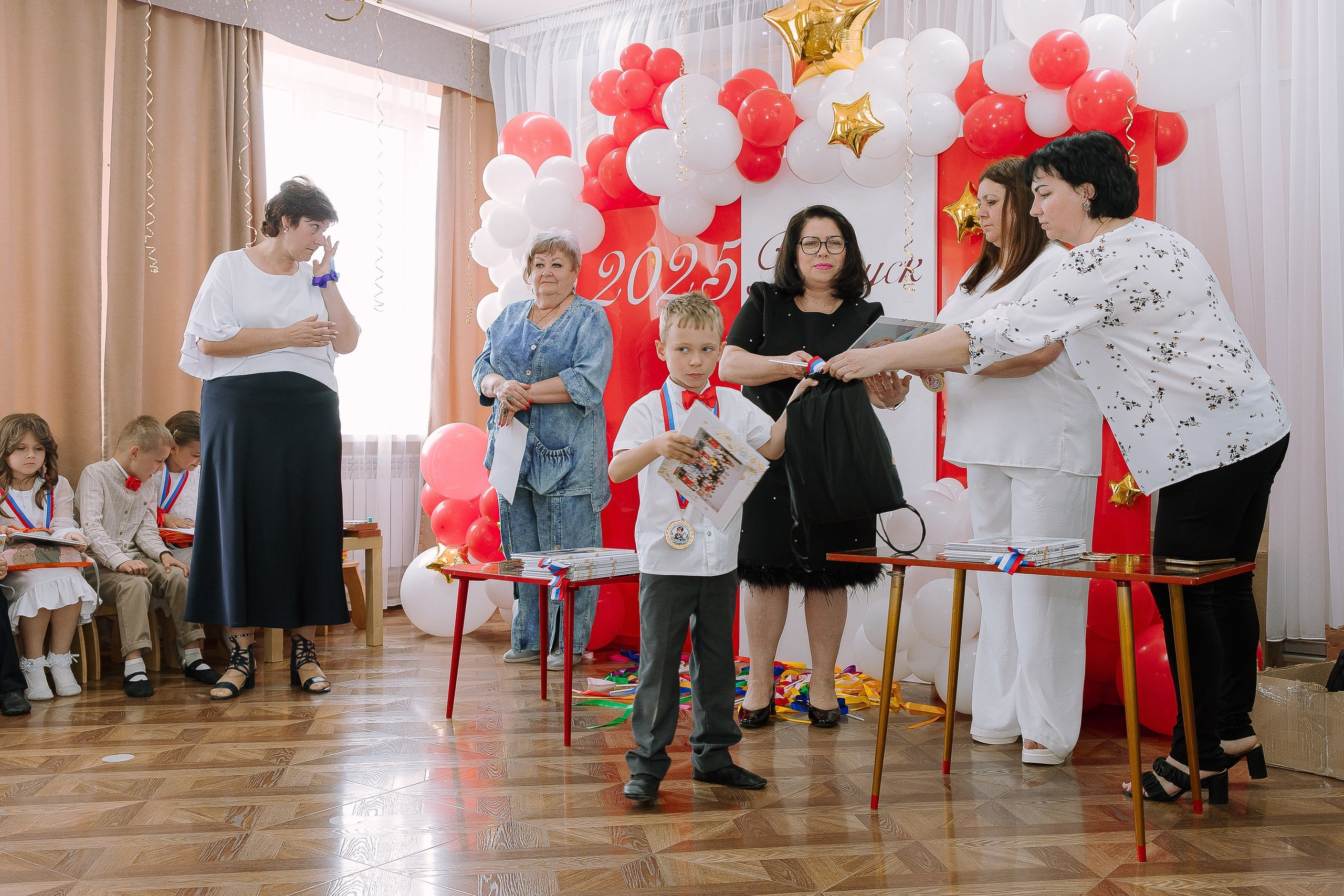 Выпускной в ДС 26. Выпускные альбомы Натальи Бутко: Новороссийск, Анапа, Геленджик