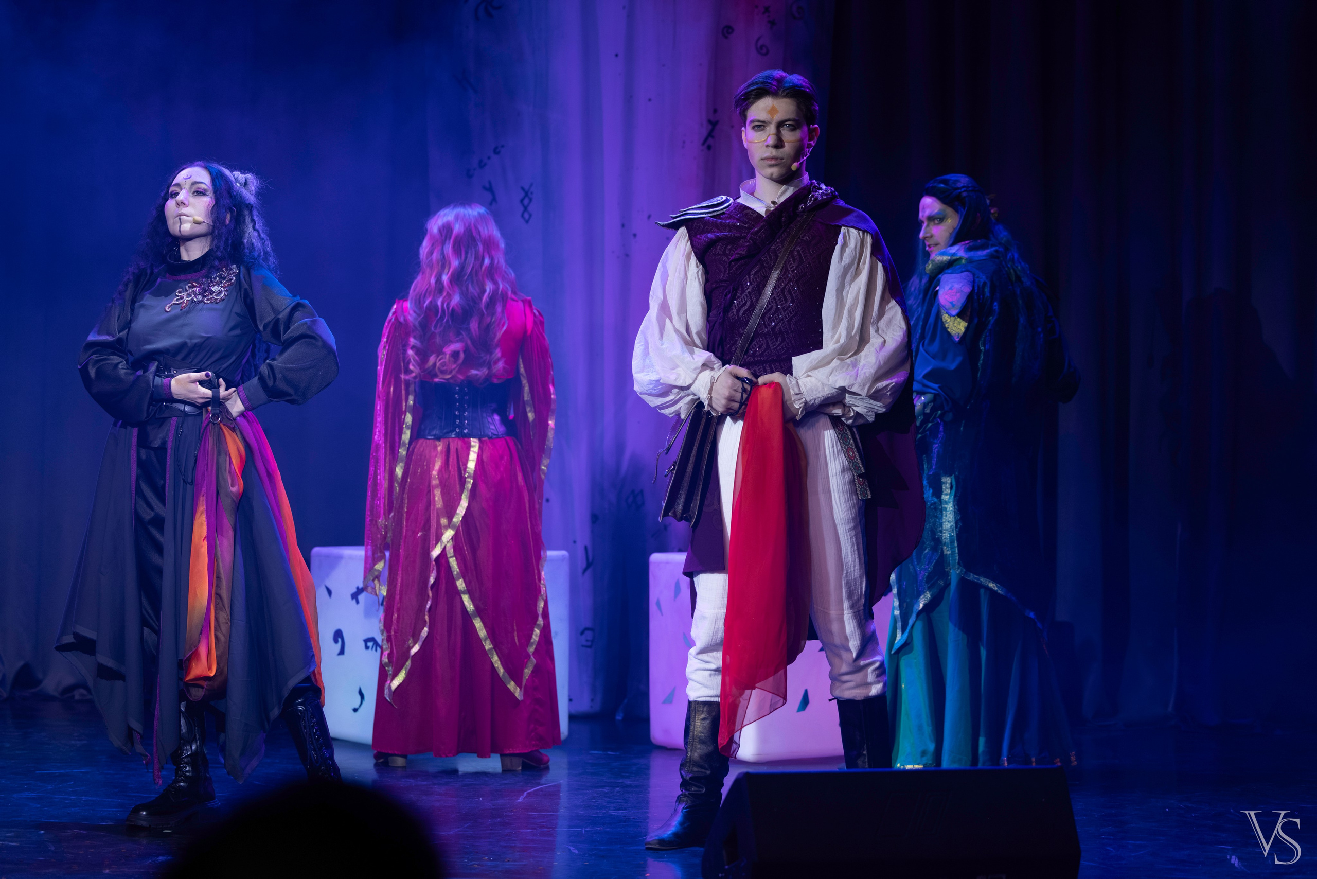 Книга стихий 25.01. Фотограф Виктор Степанов