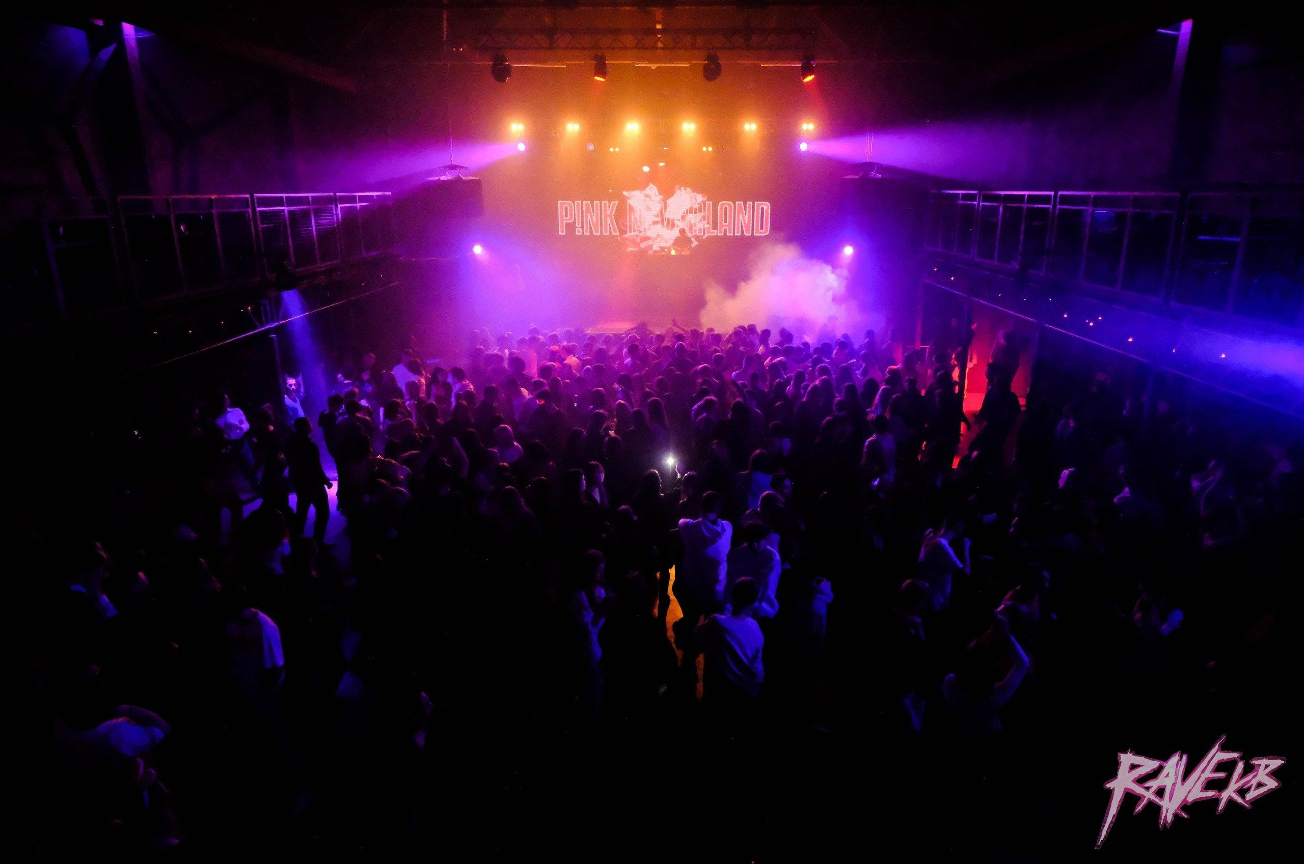 Фотосъёмка клубных вечеринок Питер. Портретный, репортажный фотограф Санкт-Петербург Елизавета Комарова