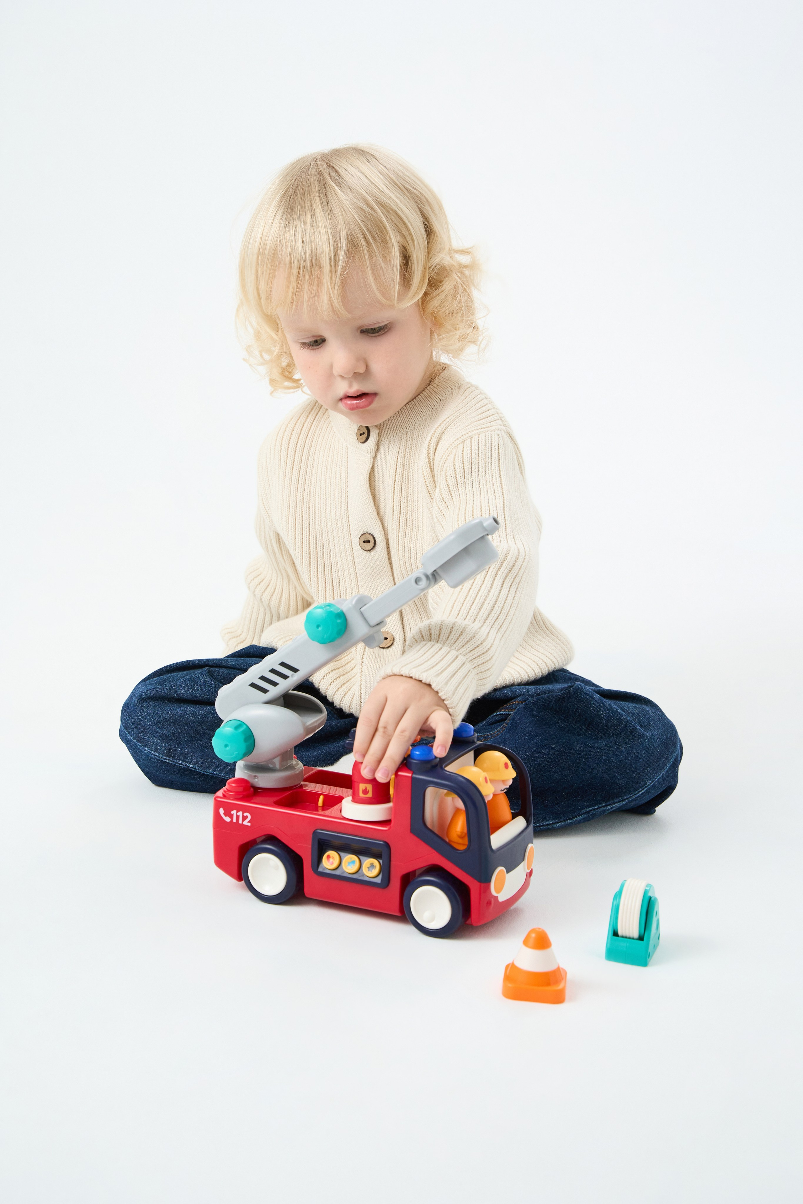 "Профессиональная детская фотосъемка для семейных портретов и воспоминаний""Высококачественная детская съемка новорожденных и малышей в студии""Рекламная детская фотосъемка для альбомов и подарков""Студийная детская съемка с креативными декорациями и позами""Коммерческая детская фотосъемка для маркетинга детских товаров""Фотография детской съемки с акцентом на эмоции и улыбки""Семейная детская съемка для портфолио и социальных сетей""Профессиональная детская фотосъемка с мягким освещением""Рекламные фото детской съемки для сайтов и брошюр""Высокоточная детская съемка для воспоминаний и презентаций""Детская фотосъемка высокого разрешения для семейных альбомов""Коммерческая детская съемка с фокусом на радость и развитие""Студийная фотосъемка детской съемки для брендов и маркетинга""Фотографии детской съемки для подарков и увеличения клиентов""Профессиональная детская съемка для каталогов и семейных историй" "Профессиональная каталожная фотосъемка товаров для e-commerce и интернет-магазинов""Высококачественная каталожная съемка одежды и аксессуаров с белым фоном""Рекламная каталожная фотосъемка для маркетинга продуктов и брендов""Студийная каталожная съемка с детальной проработкой текстур и материалов""Коммерческая каталожная фотосъемка для каталогов и онлайн-платформ""Фотография каталожной съемки с акцентом на дизайн и презентацию товаров""Предметная каталожная съемка для увеличения продаж в e-commerce""Профессиональная каталожная фотосъемка с использованием студийного освещения""Рекламные фото каталожной съемки для сайтов и социальных сетей""Высокоточная каталожная съемка товаров для презентаций и брошюр""Каталожная фотосъемка высокого разрешения для онлайн-магазинов""Коммерческая каталожная съемка с фокусом на качество и детализацию""Студийная каталожная фотосъемка для брендов и ритейла""Фотографии каталожной съемки для маркетинговых кампаний""Профессиональная каталожная съемка для каталогов и увеличения конверсии"