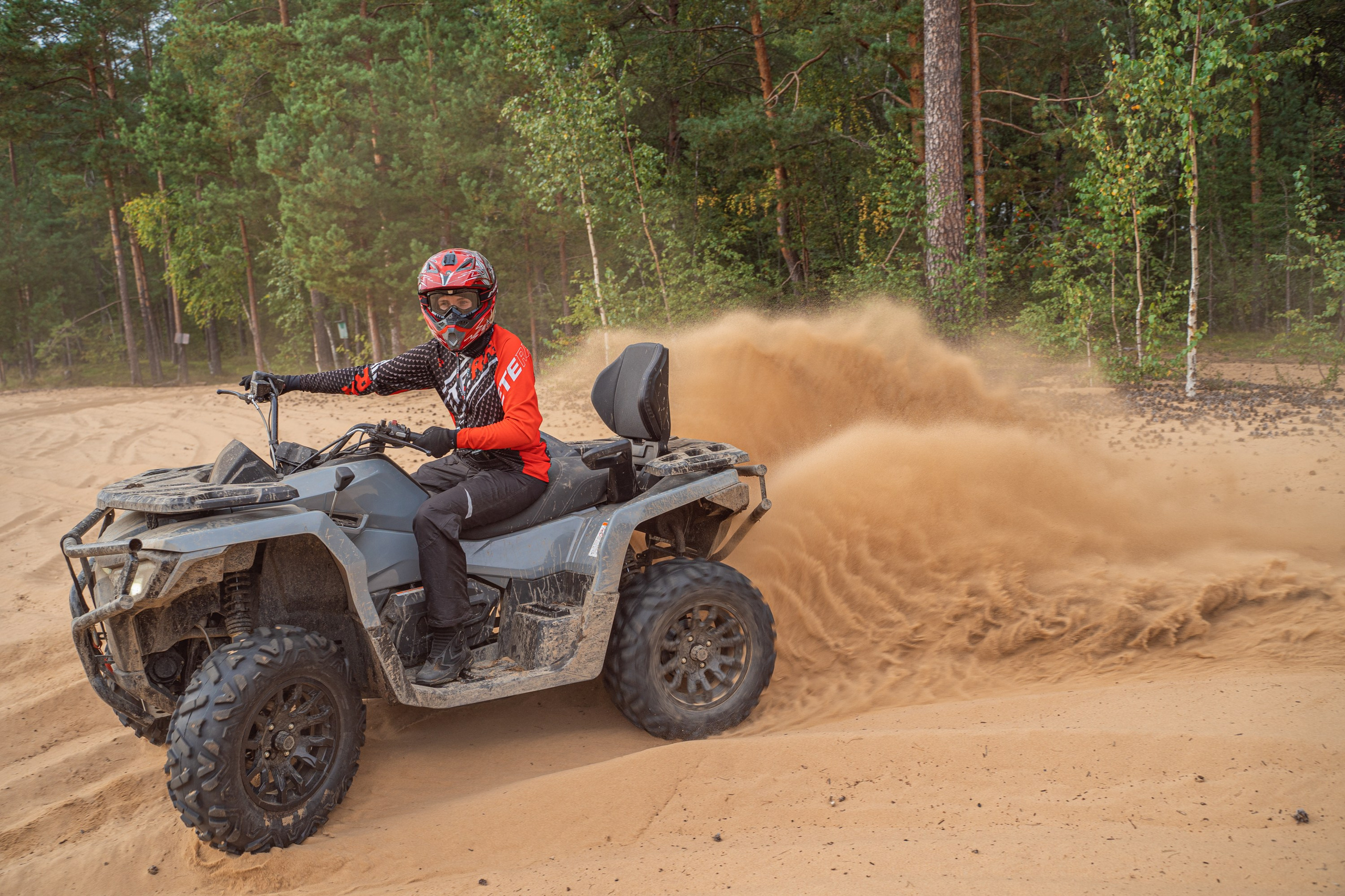 Квадровыезд —спортивный репортаж в Ленинградской области. Свадебный, семейный, портретный, репортажный фотограф в Санкт-Петербурге