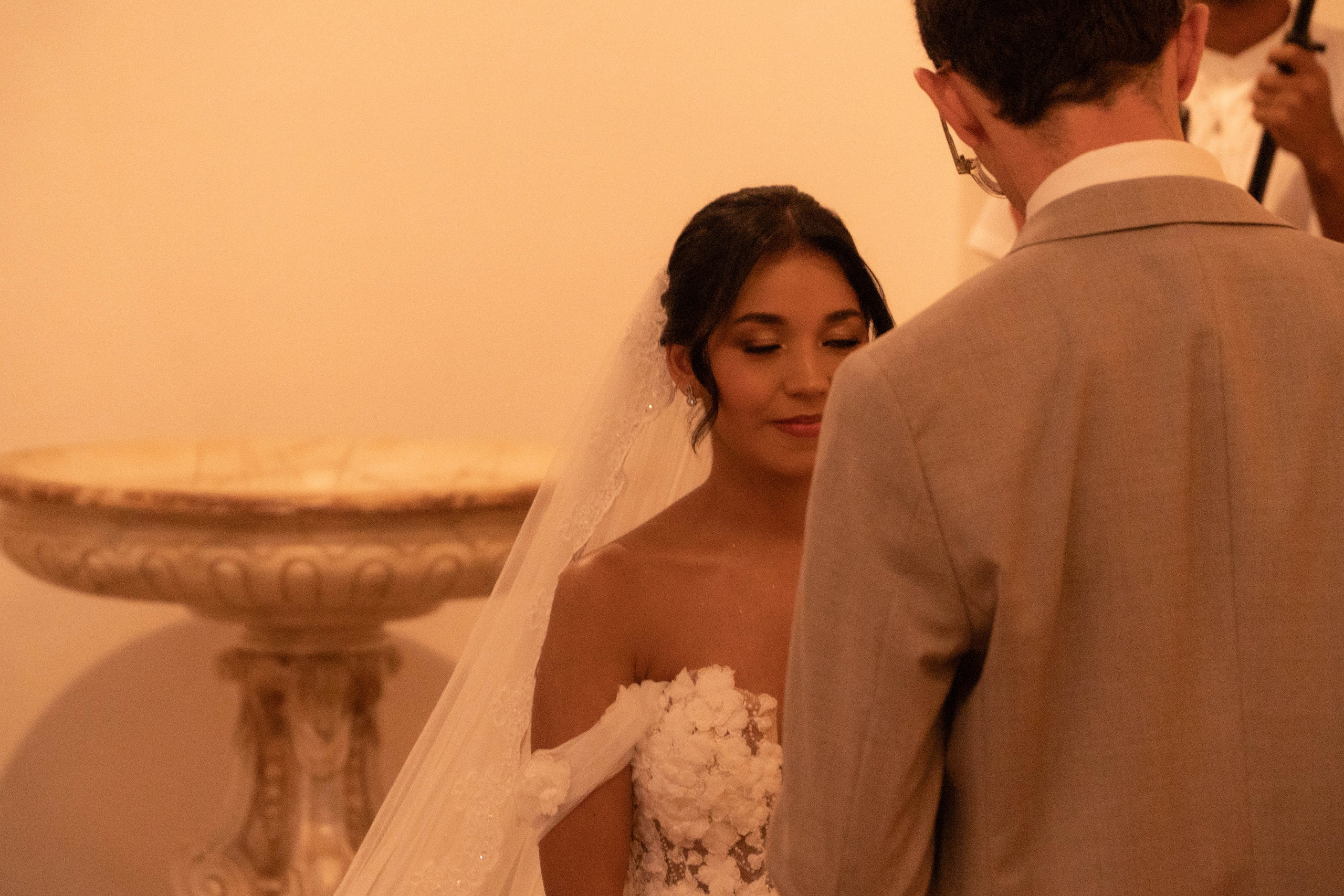 Catalina and Romain. Wedding Photographer in Barcelona and Medellin