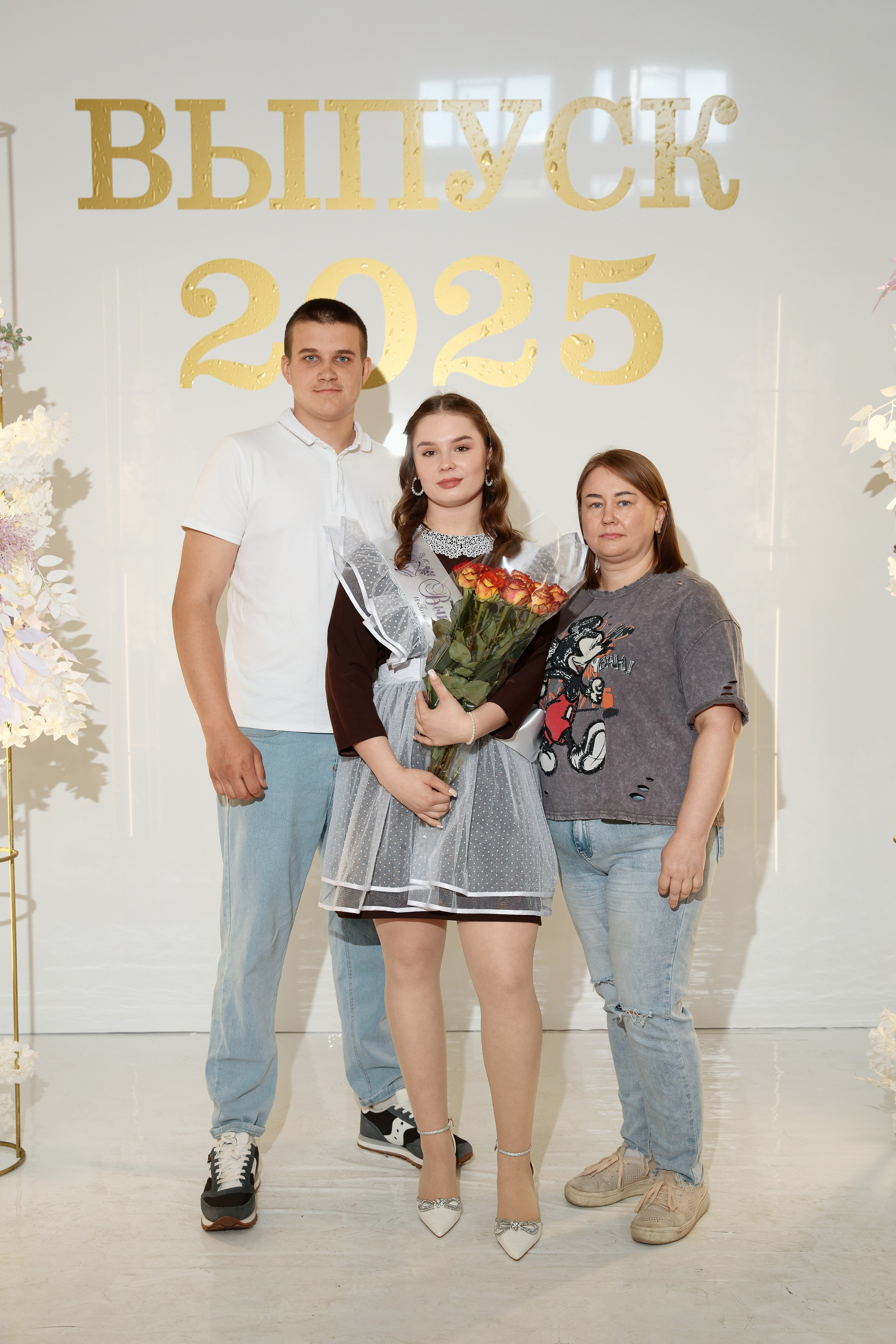 Последний звонок Школа № 42. Семейный фотограф — Макс Белогрудов