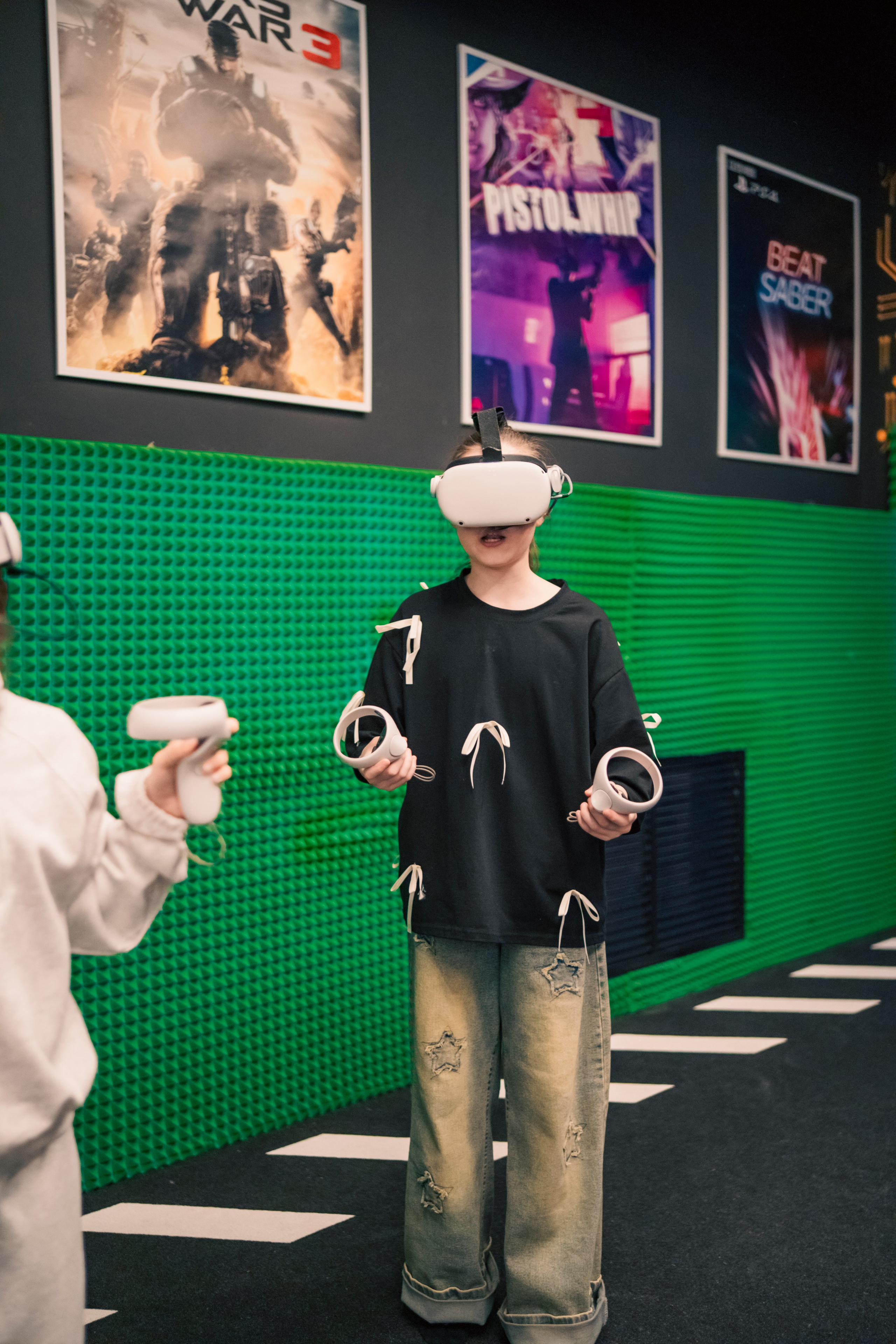 VR April-May. Felixtones