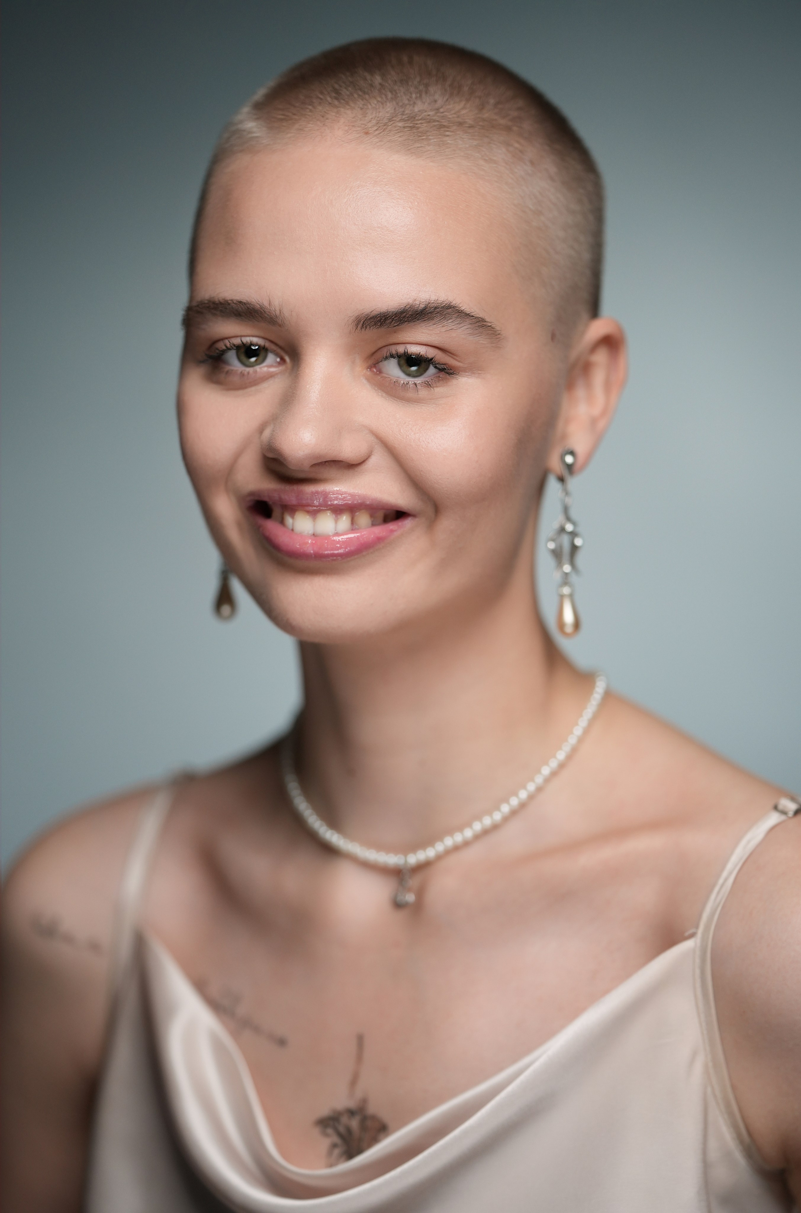 Актриса Дарина Неволина. Портретная съемка в Москве, студийный фотограф Игорь Фомин