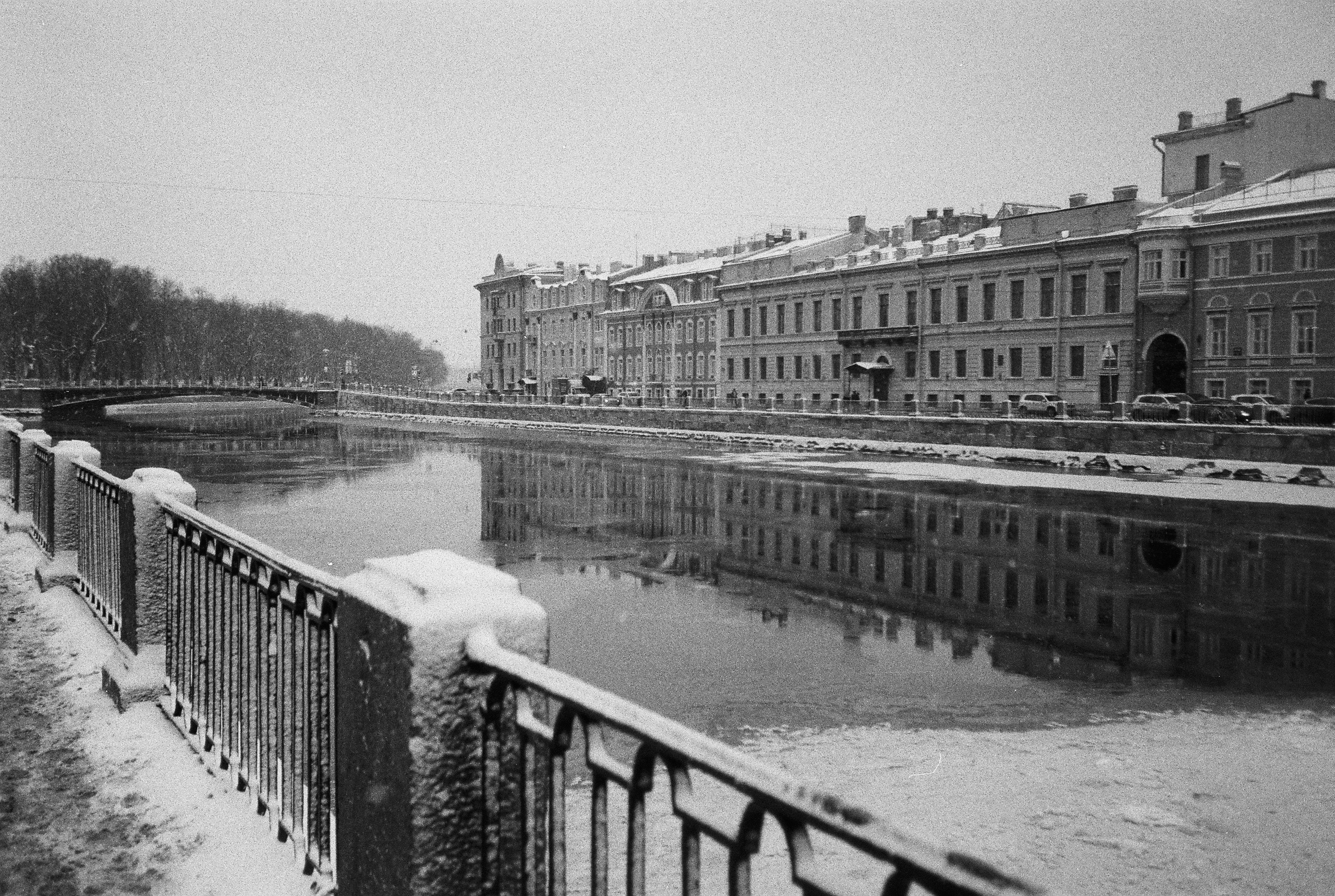 Фотографии черно-белые. Свадебный и семейный пленочный фотограф в Петербурге Истомина Ирина