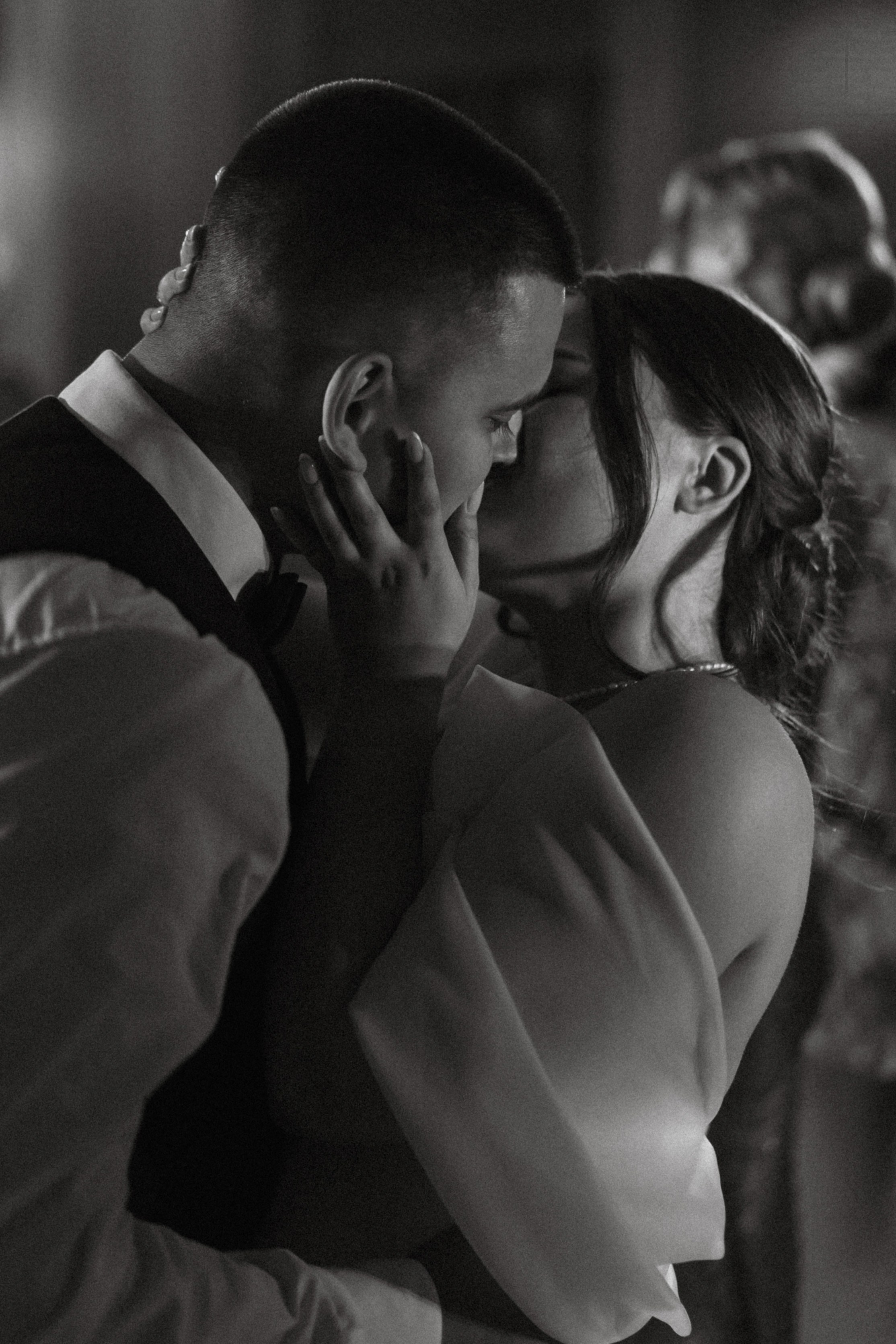 Антон и Алина. Фотограф Ксения Тимченко. Бережно к вам и вашим чувствам